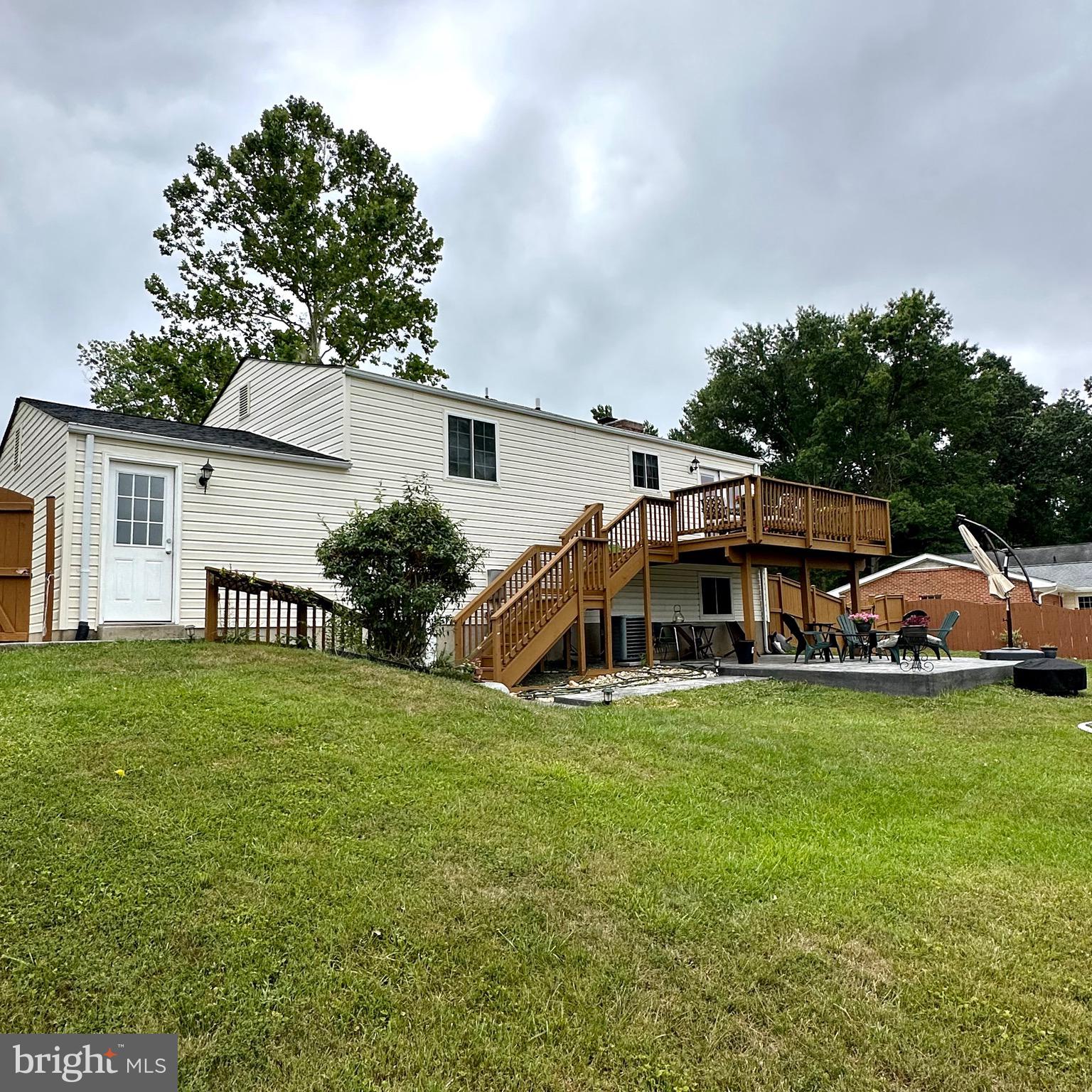 WARR LAKES - Residential Lease