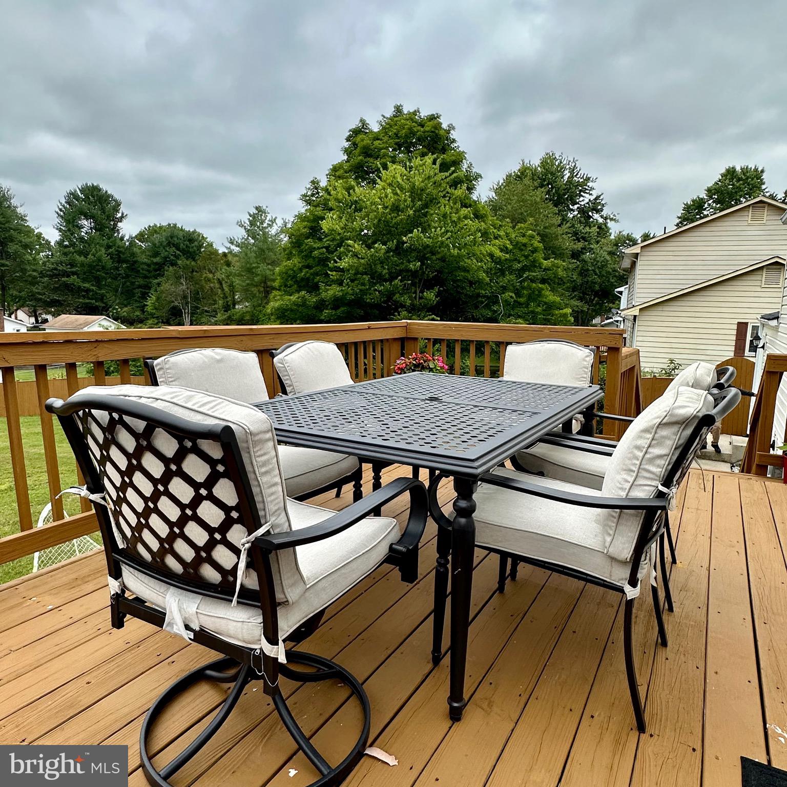 WARR LAKES - Residential Lease