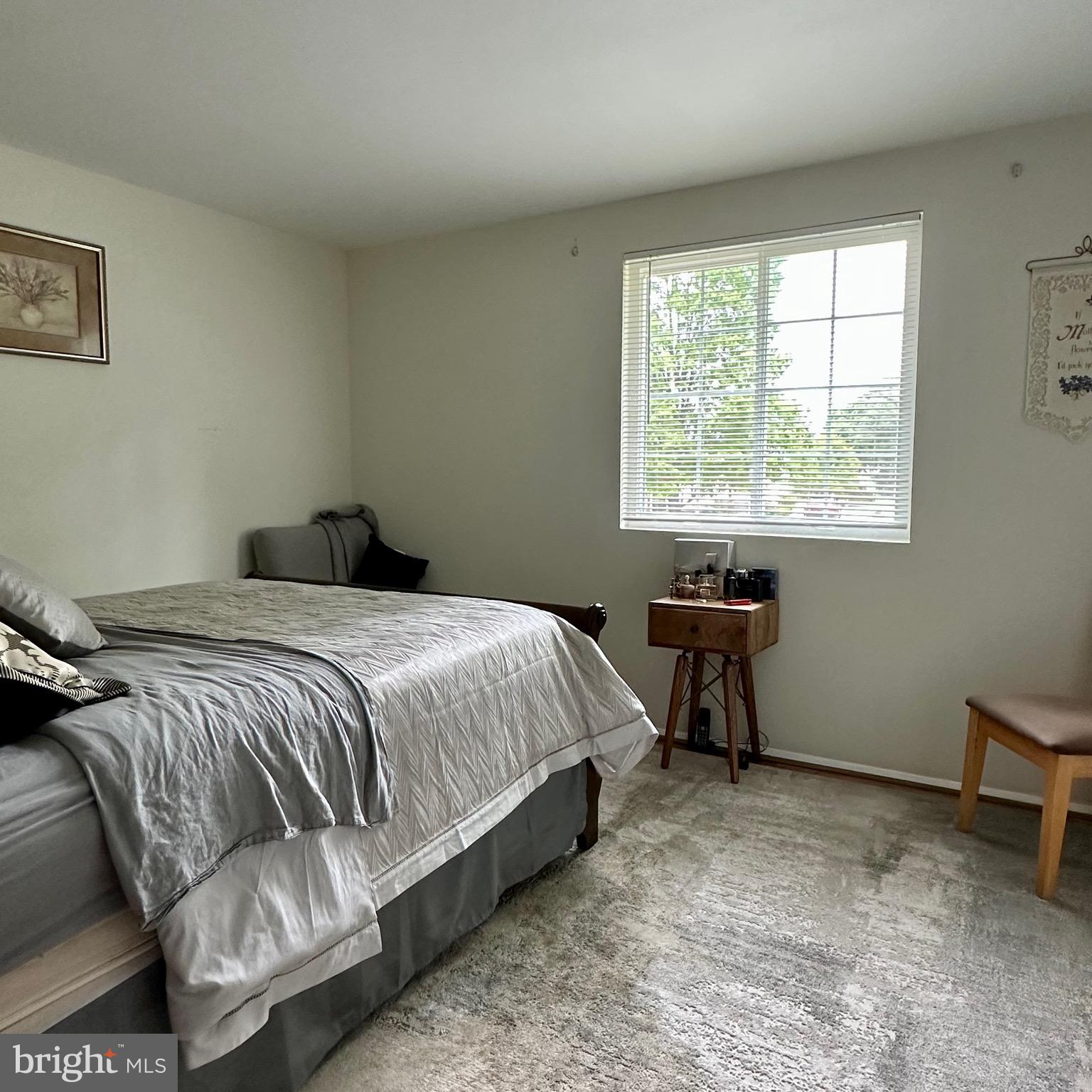 WARR LAKES - Residential Lease