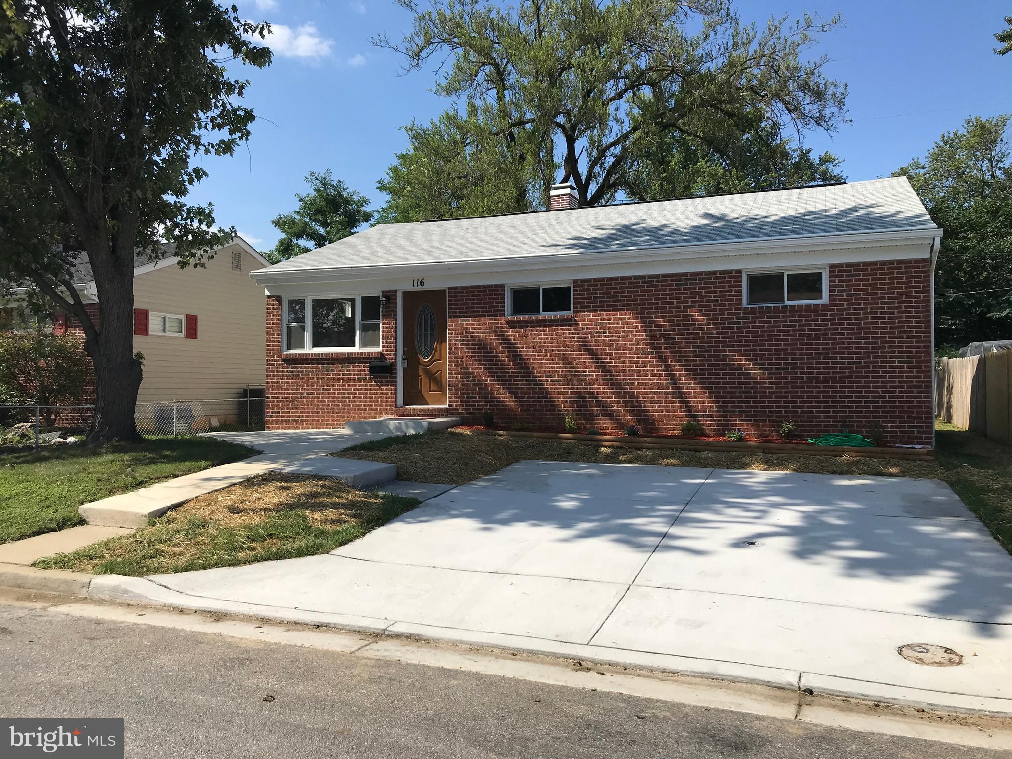 ARUNDEL GARDENS - Residential