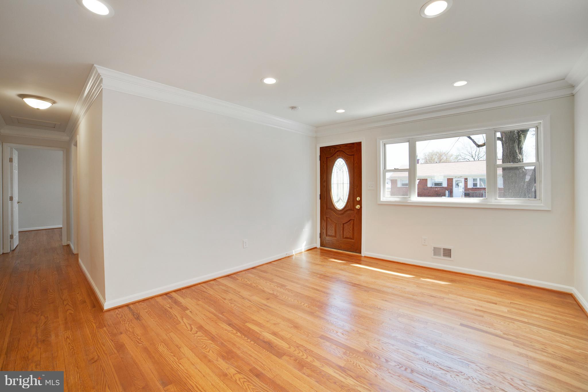 ARUNDEL GARDENS - Residential