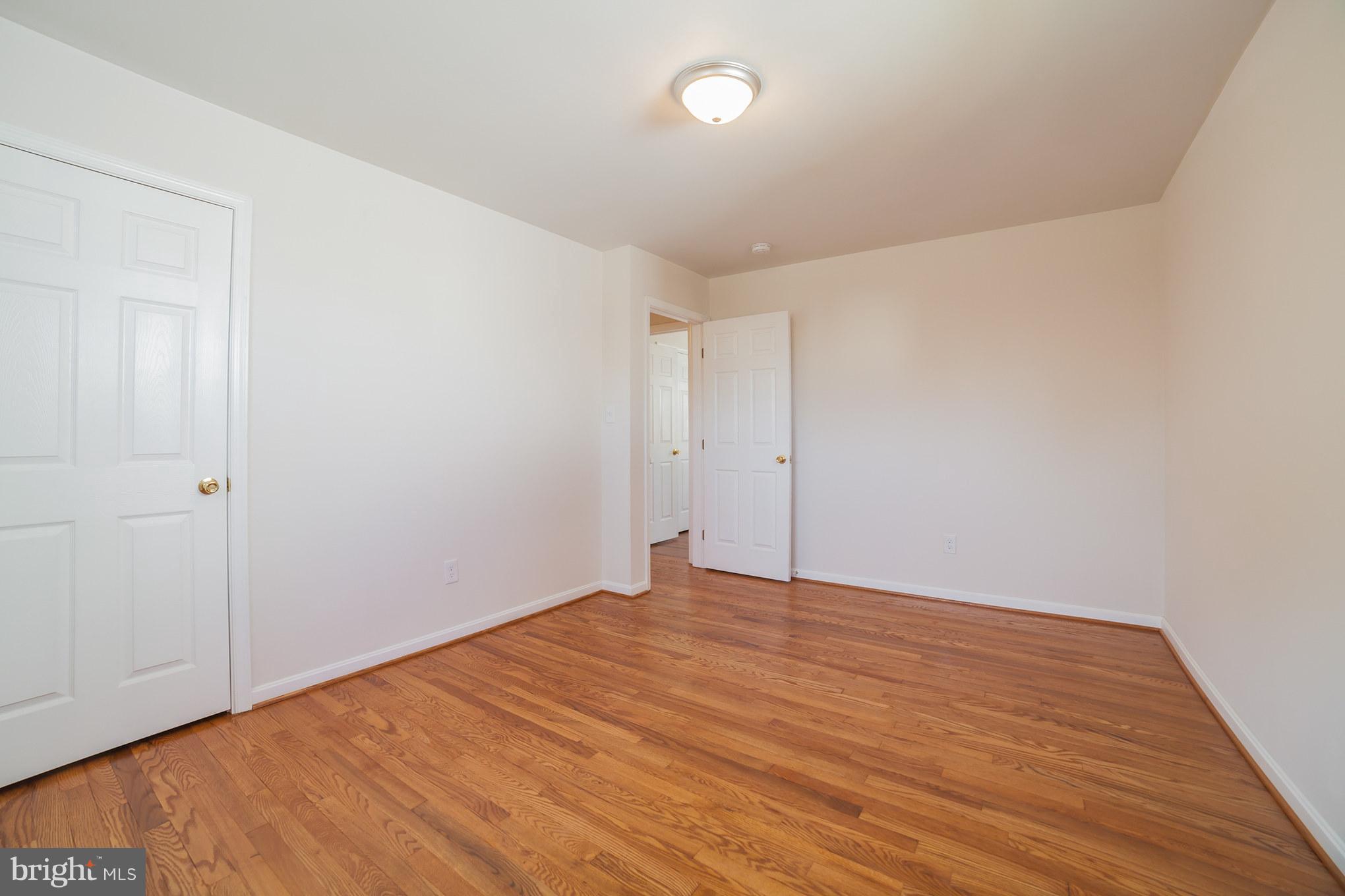 ARUNDEL GARDENS - Residential