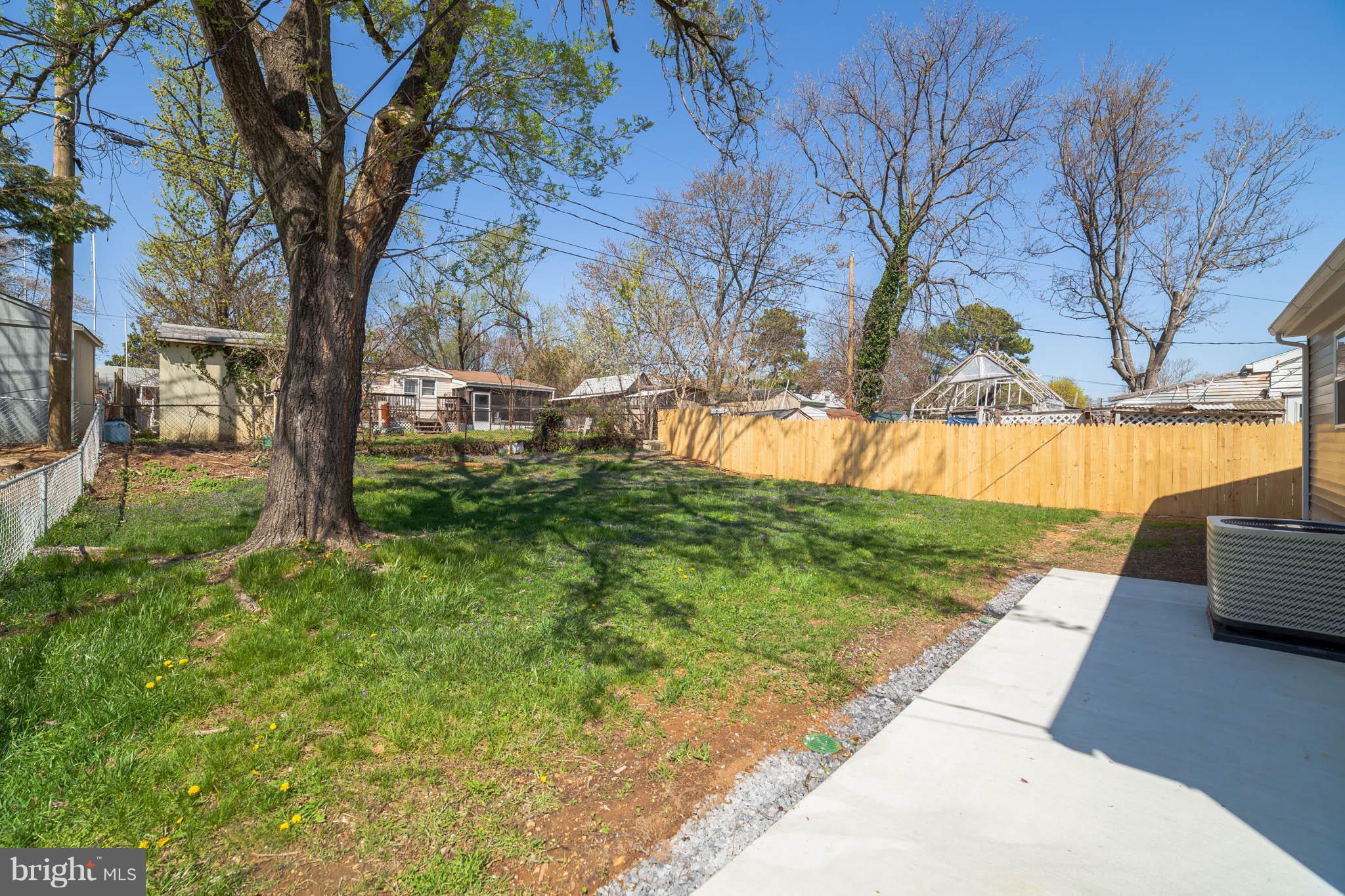 ARUNDEL GARDENS - Residential