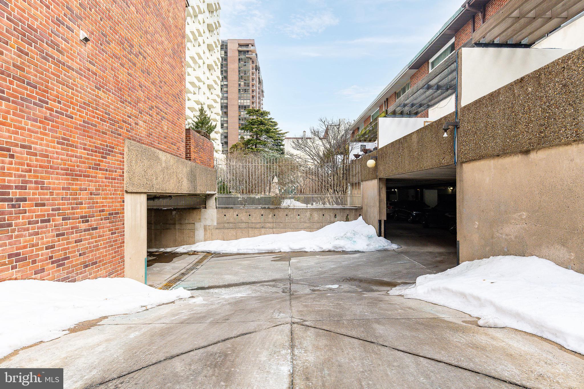 SOCIETY HILL - Residential