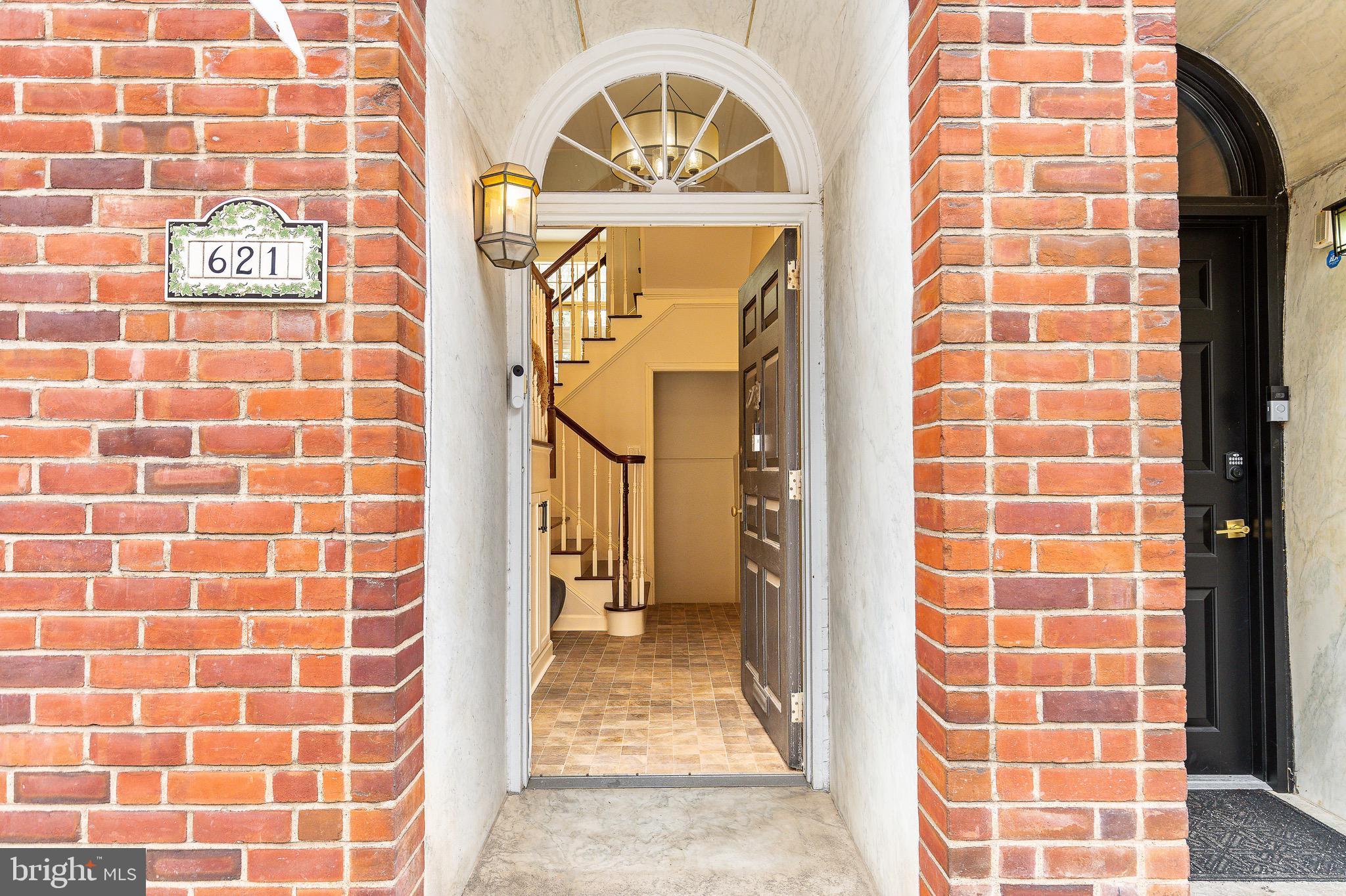 SOCIETY HILL - Residential