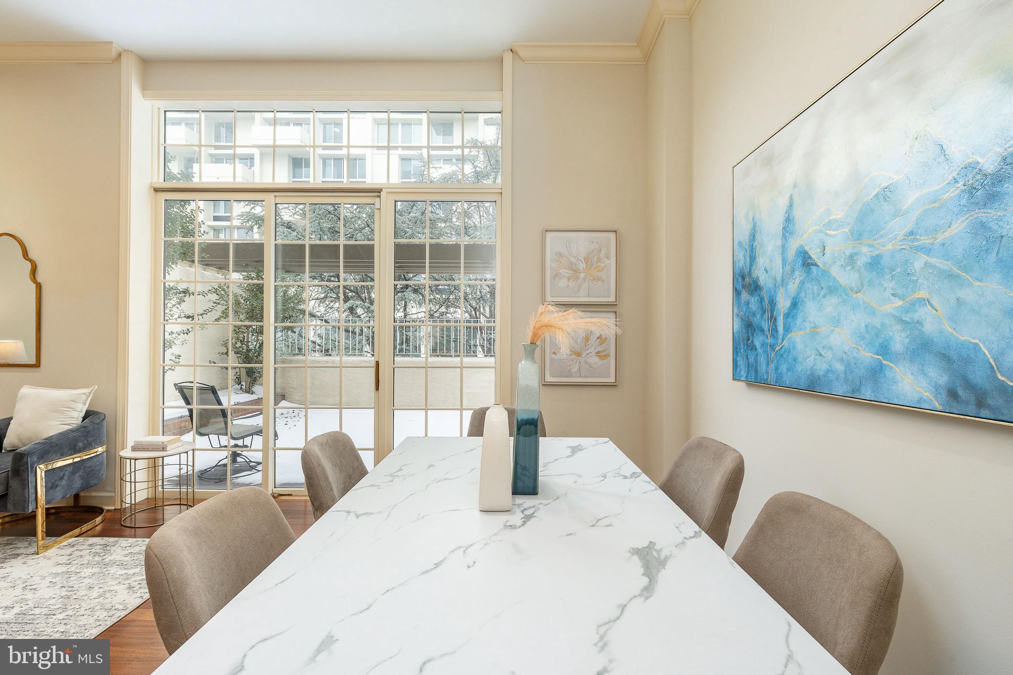 SOCIETY HILL - Residential