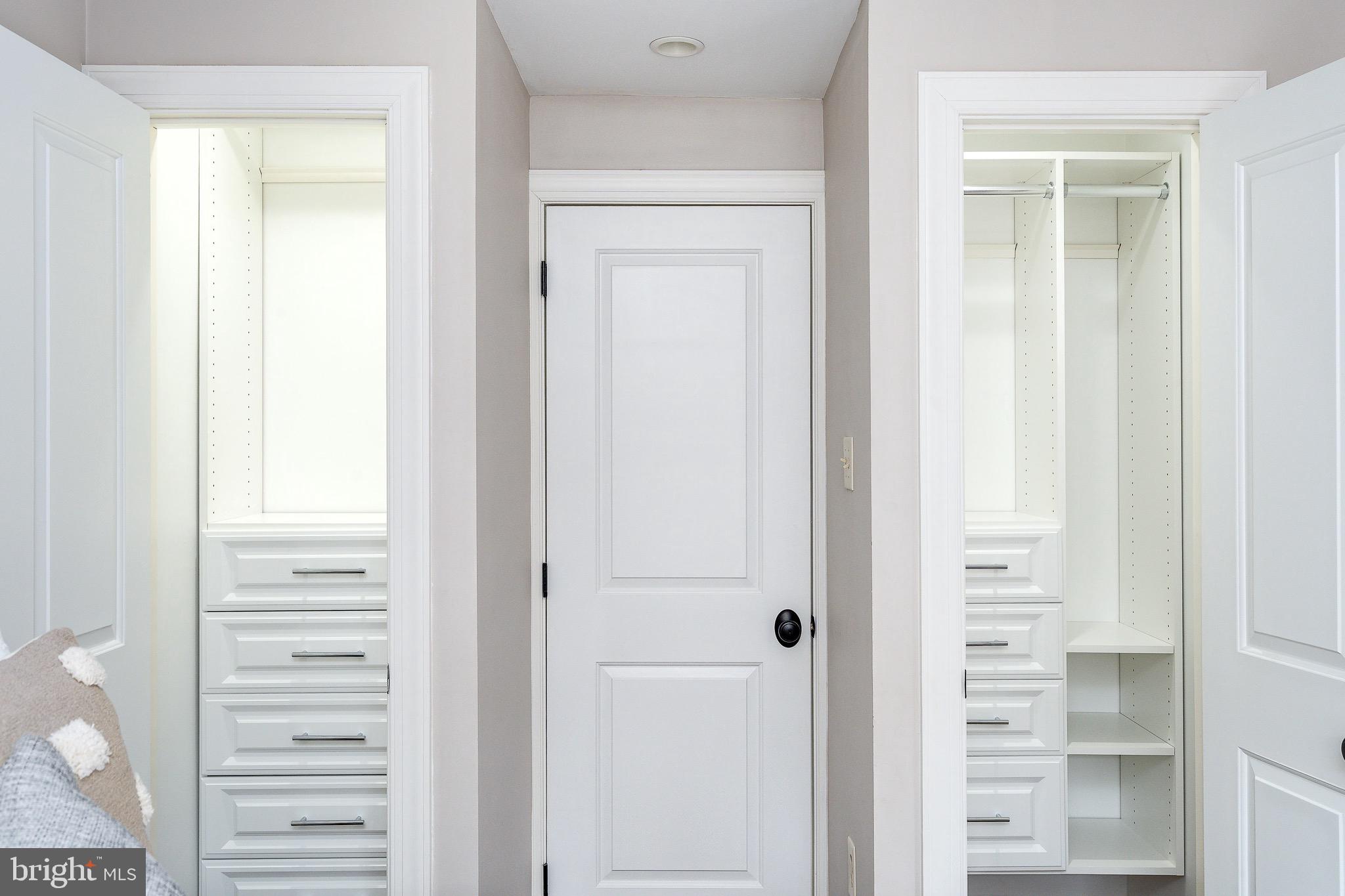 SOCIETY HILL - Residential