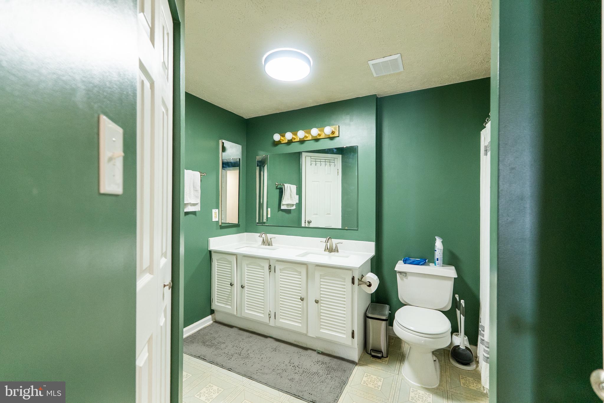 FREDERICKTOWNE VILLAGE - Residential