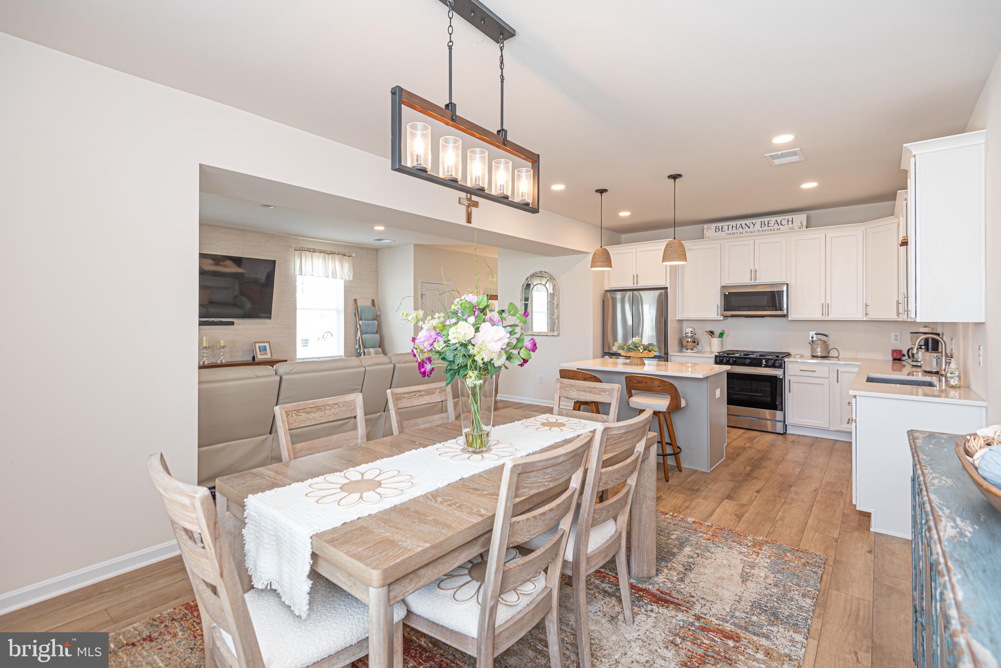 FRIENDSHIP CREEK - Residential