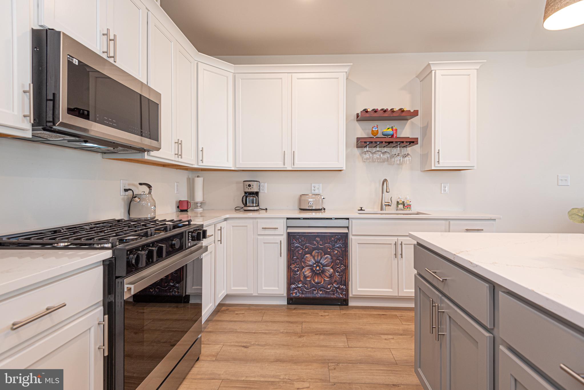 FRIENDSHIP CREEK - Residential