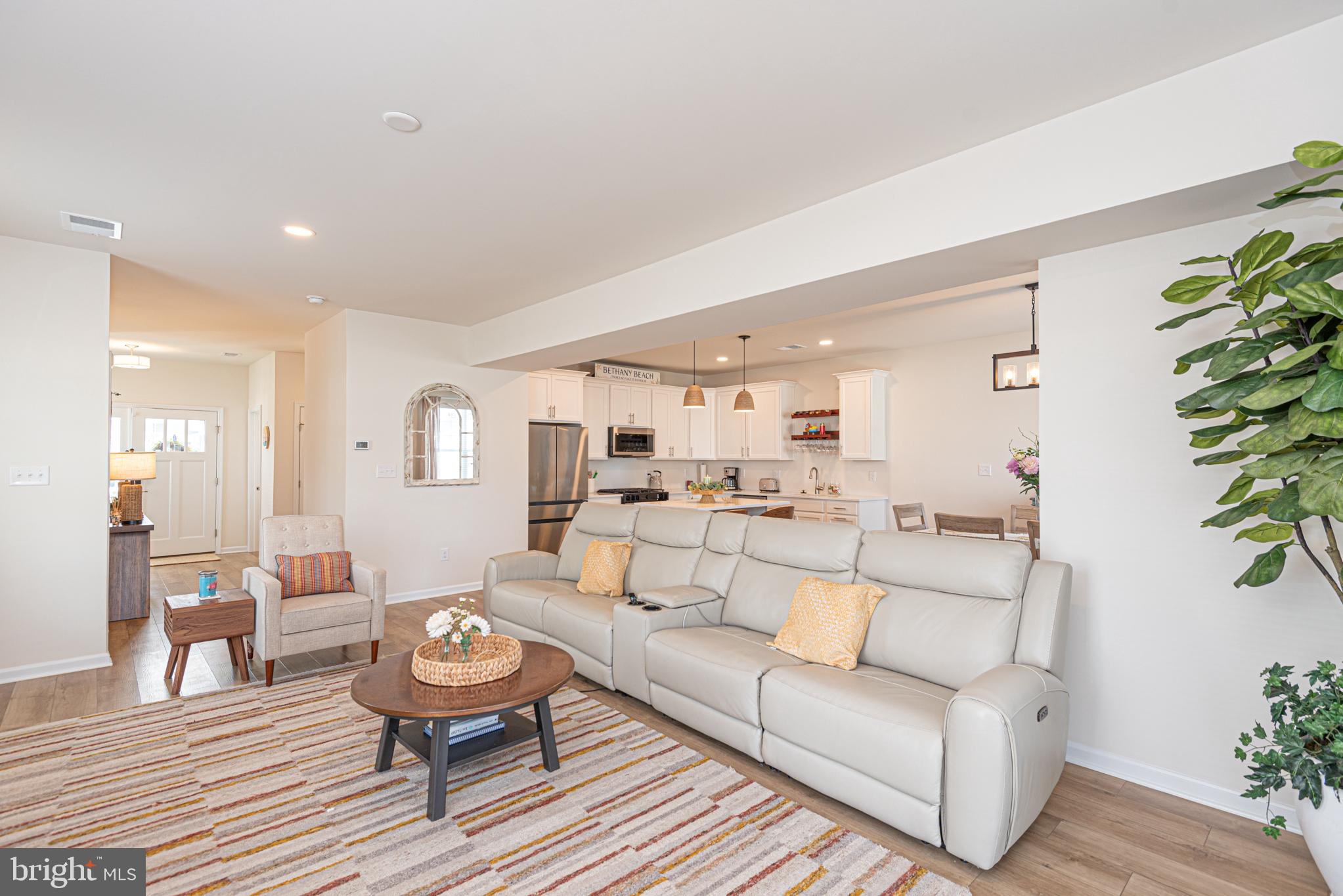 FRIENDSHIP CREEK - Residential