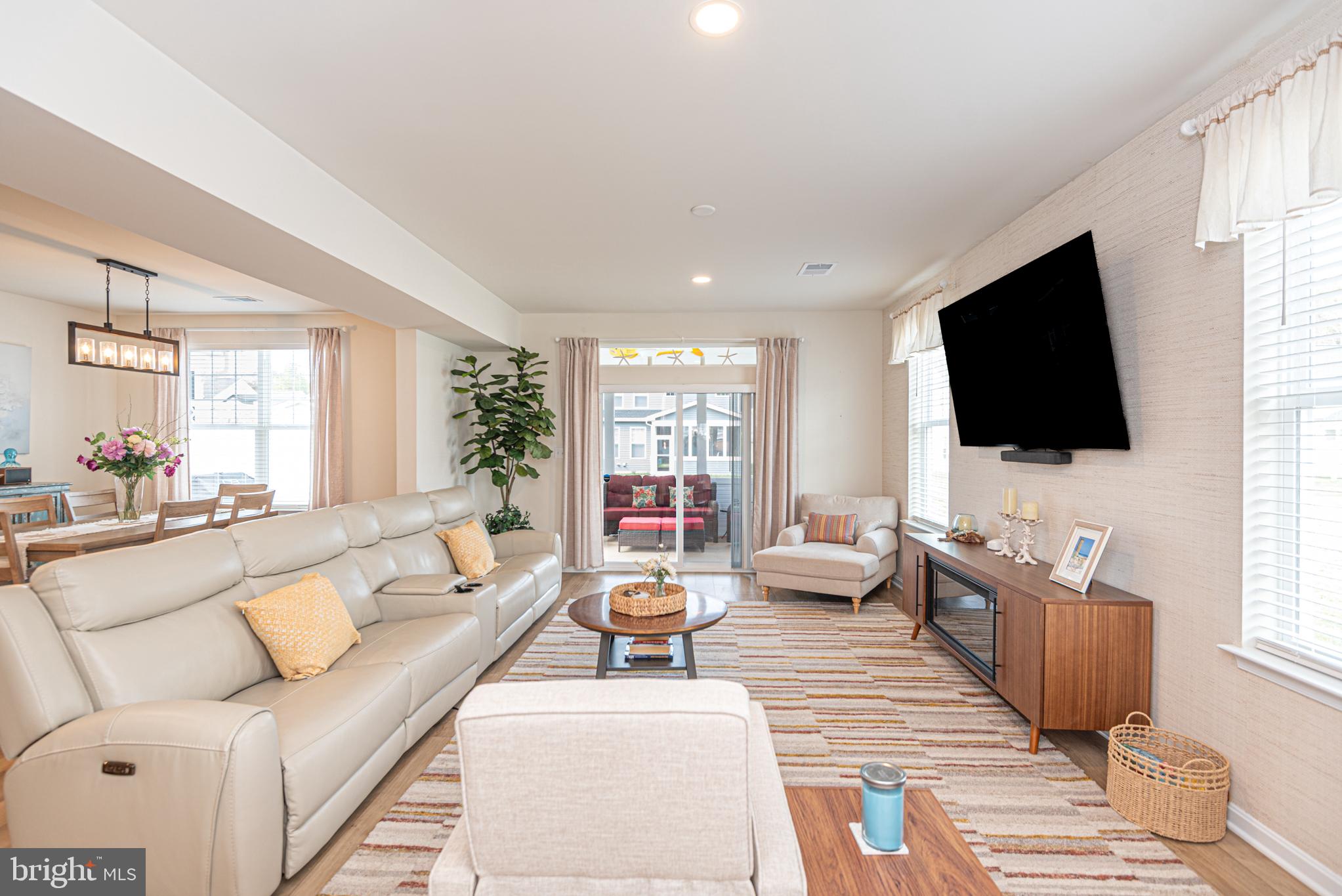 FRIENDSHIP CREEK - Residential