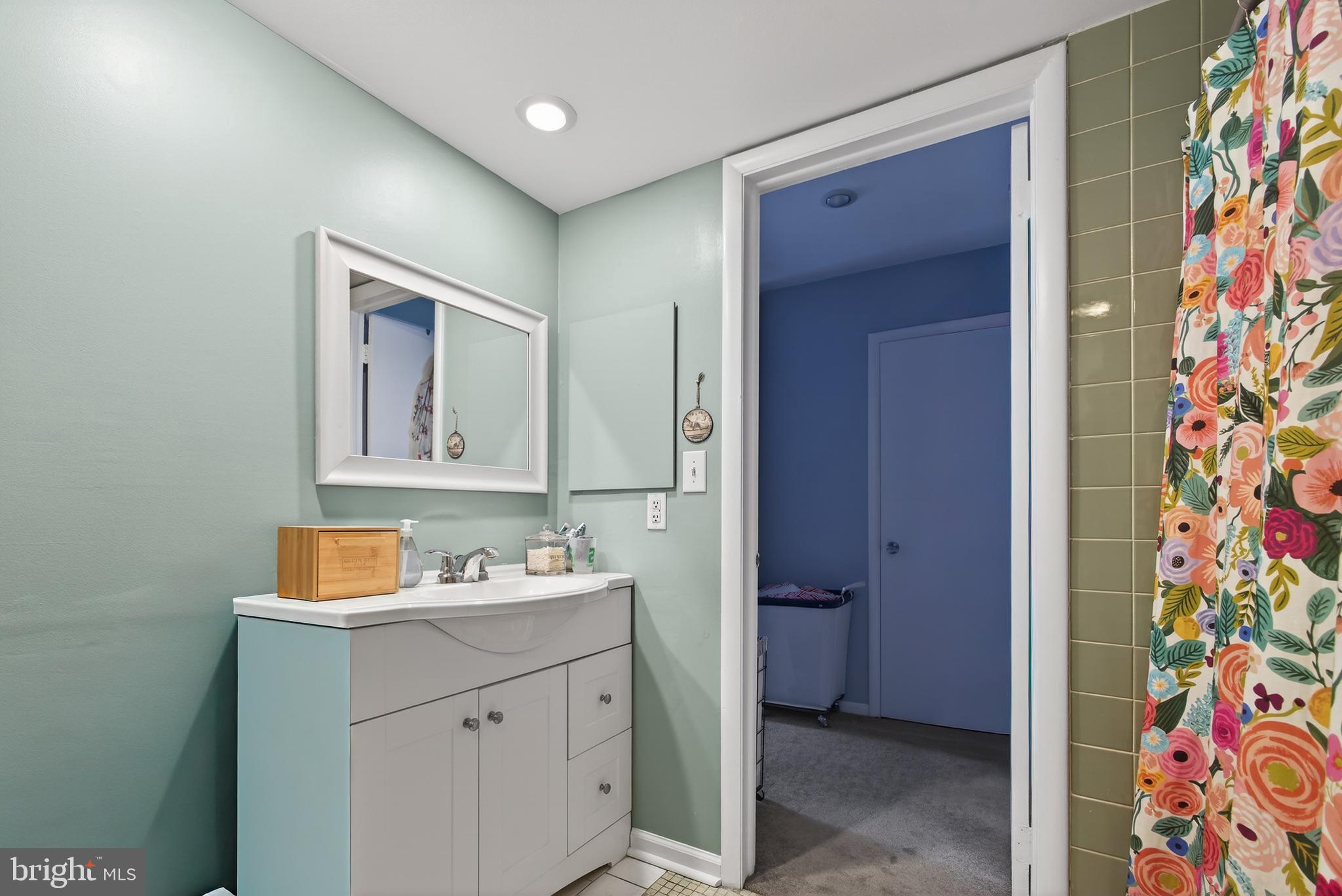 GREENE COUNTRIE VI - Residential