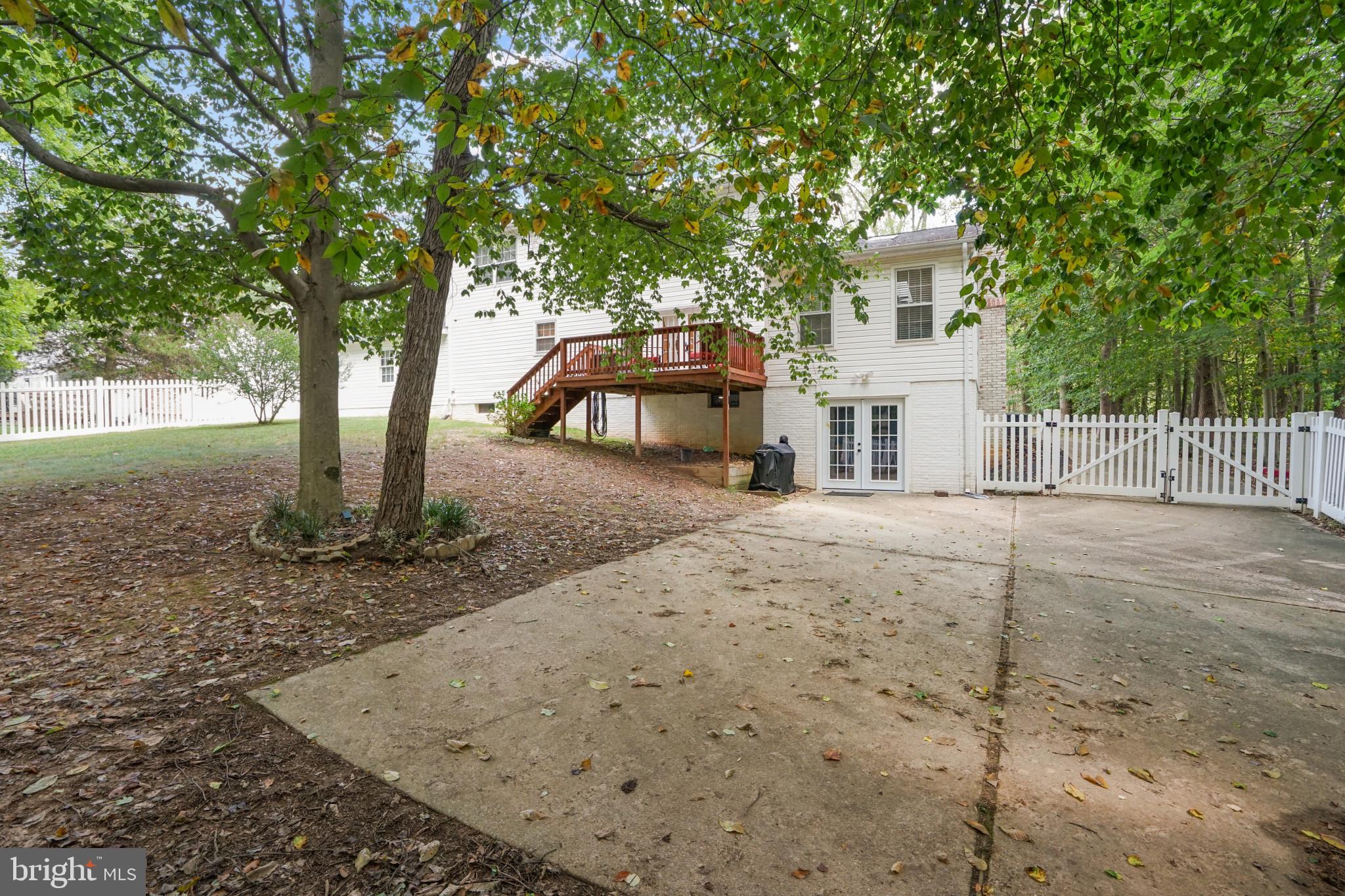 DAVIS FORD - Residential