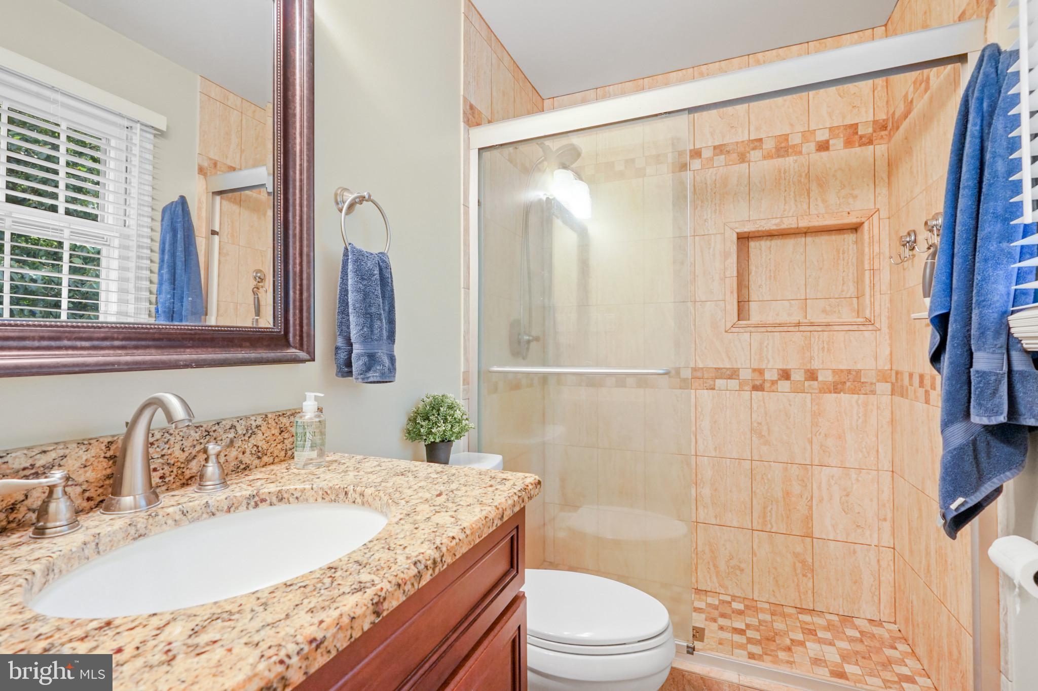 DAVIS FORD - Residential