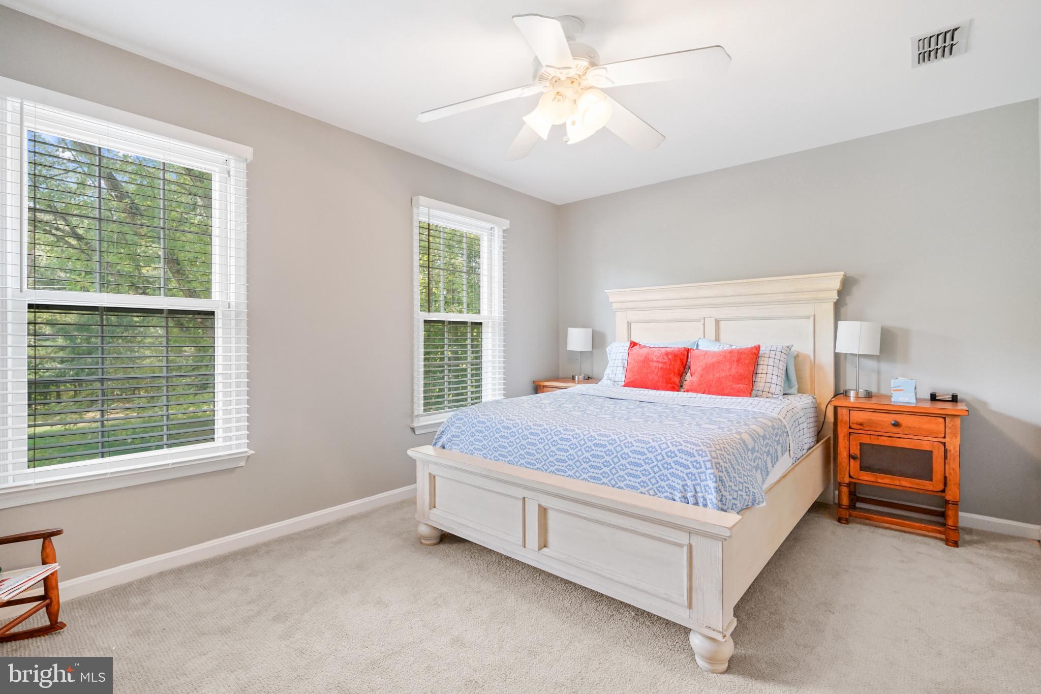 DAVIS FORD - Residential