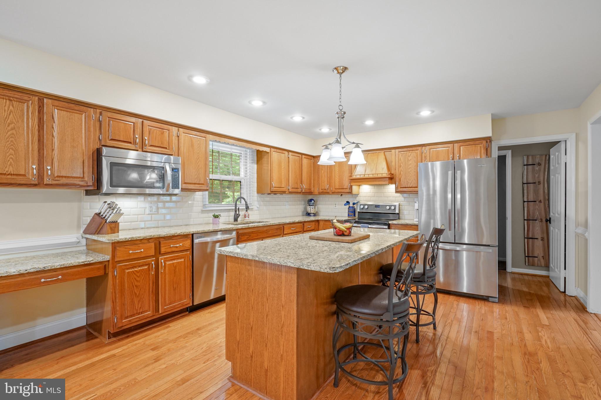 DAVIS FORD - Residential