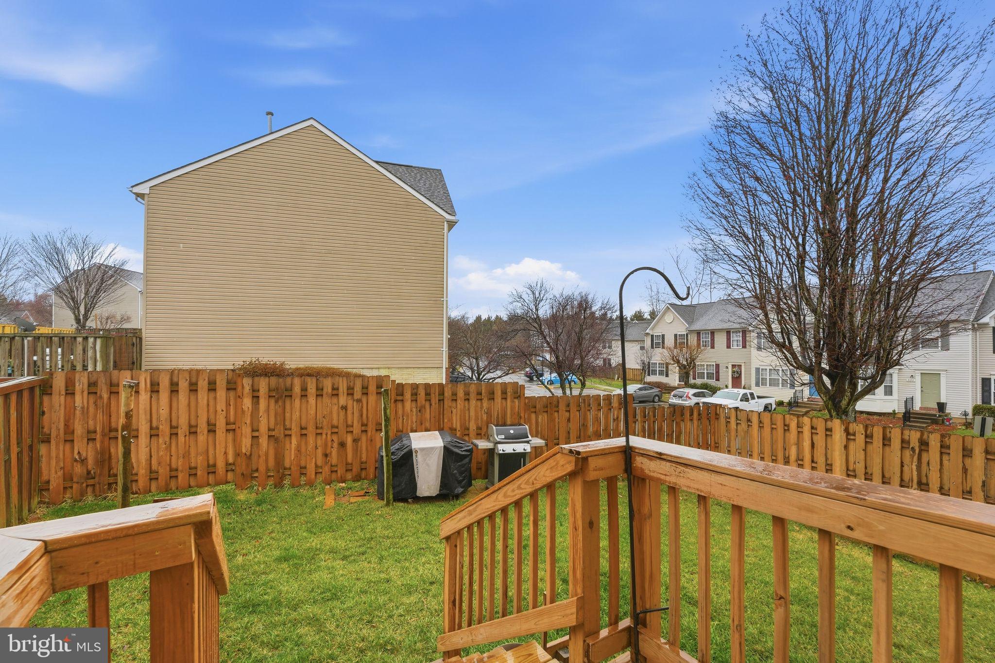 HIGHLANDS OF WARRENTON PHASE 2 - Residential