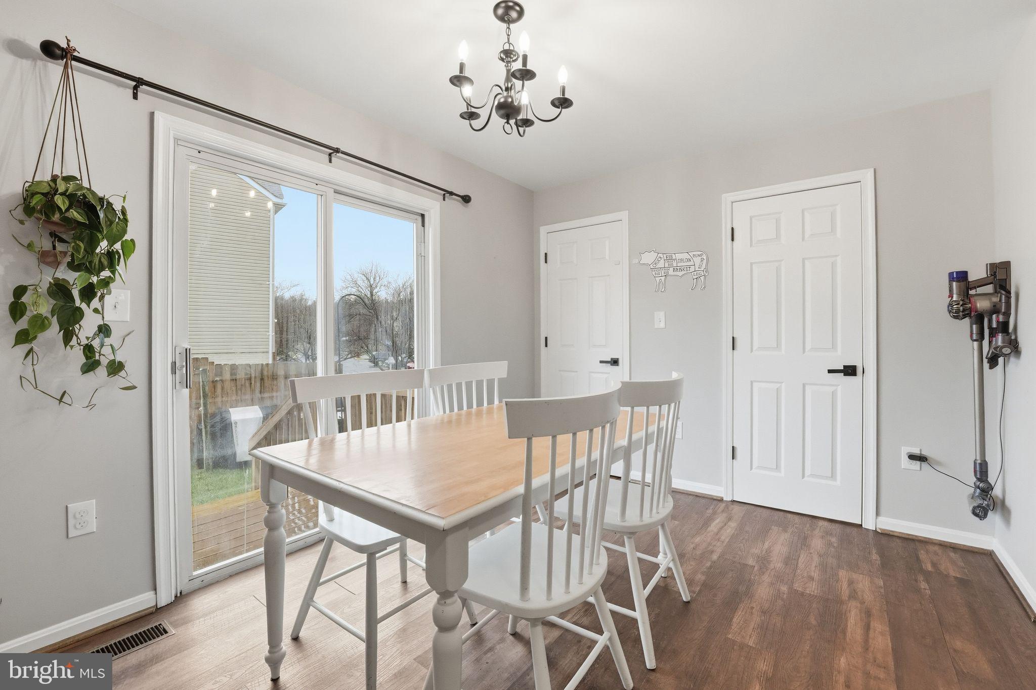 HIGHLANDS OF WARRENTON PHASE 2 - Residential