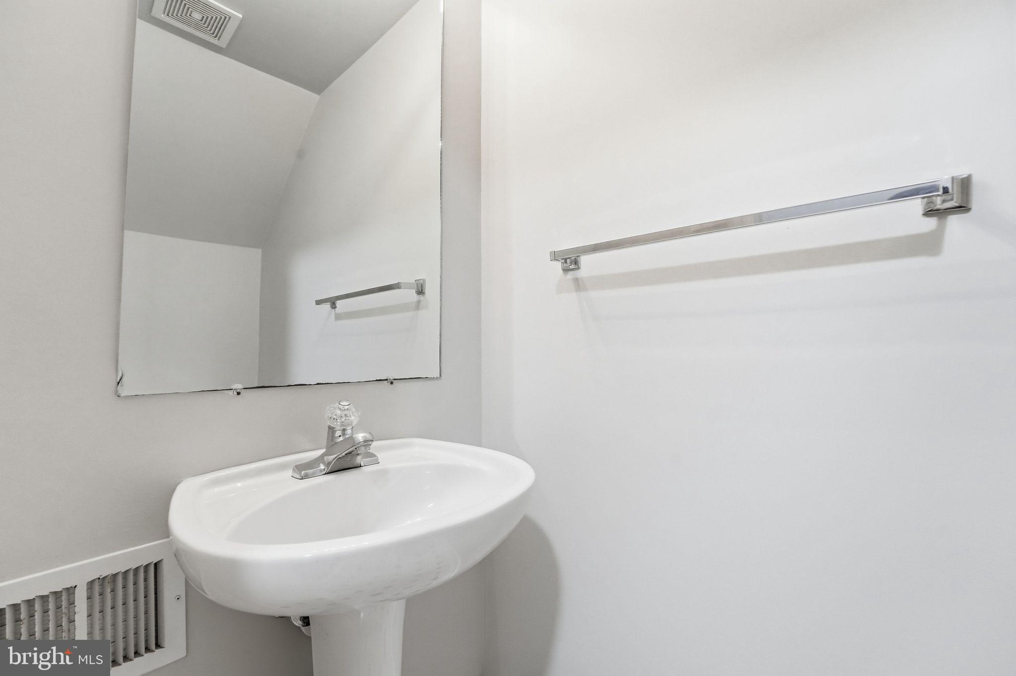 HIGHLANDS OF WARRENTON PHASE 2 - Residential