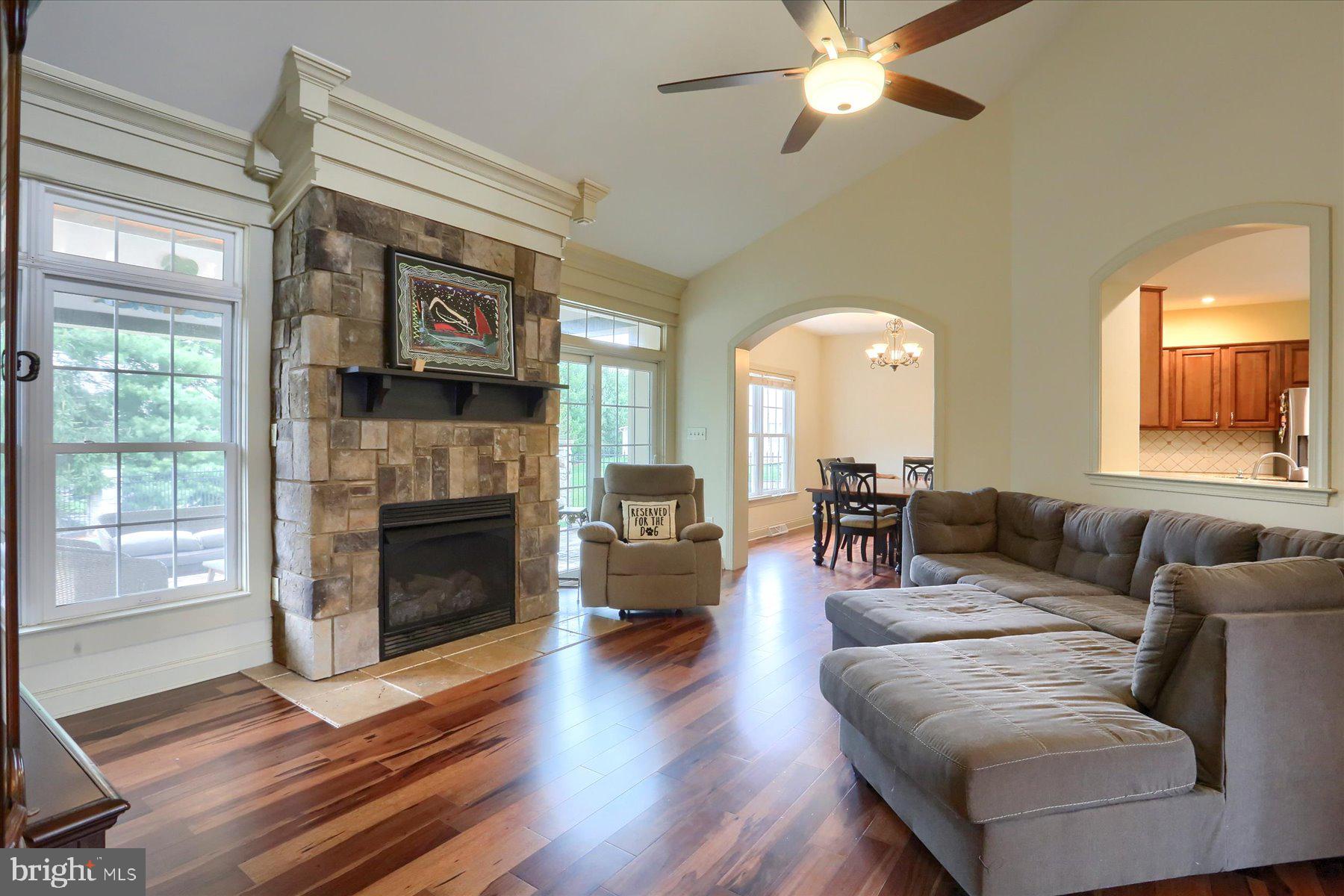 LANDIS CROSSING - Residential