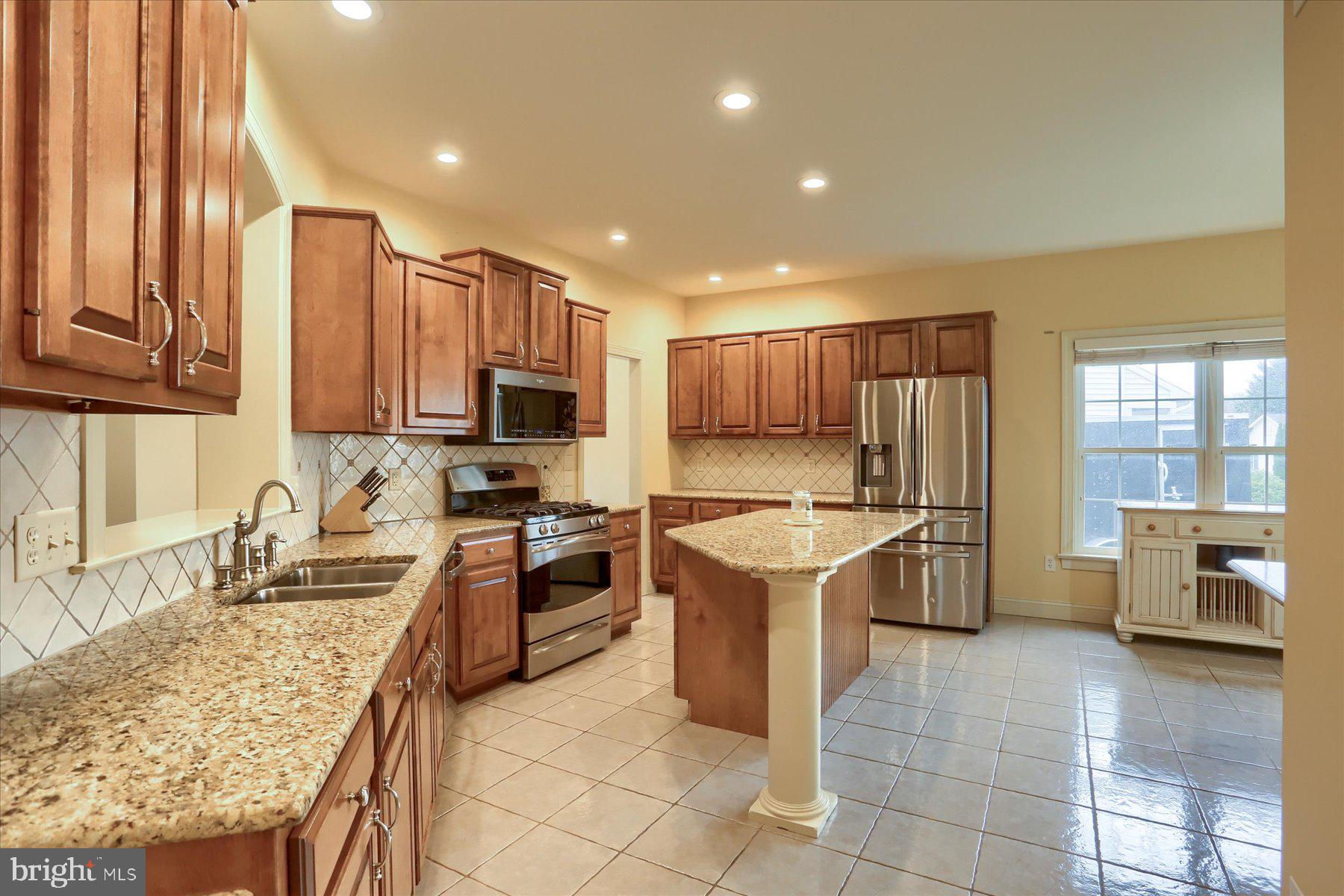 LANDIS CROSSING - Residential