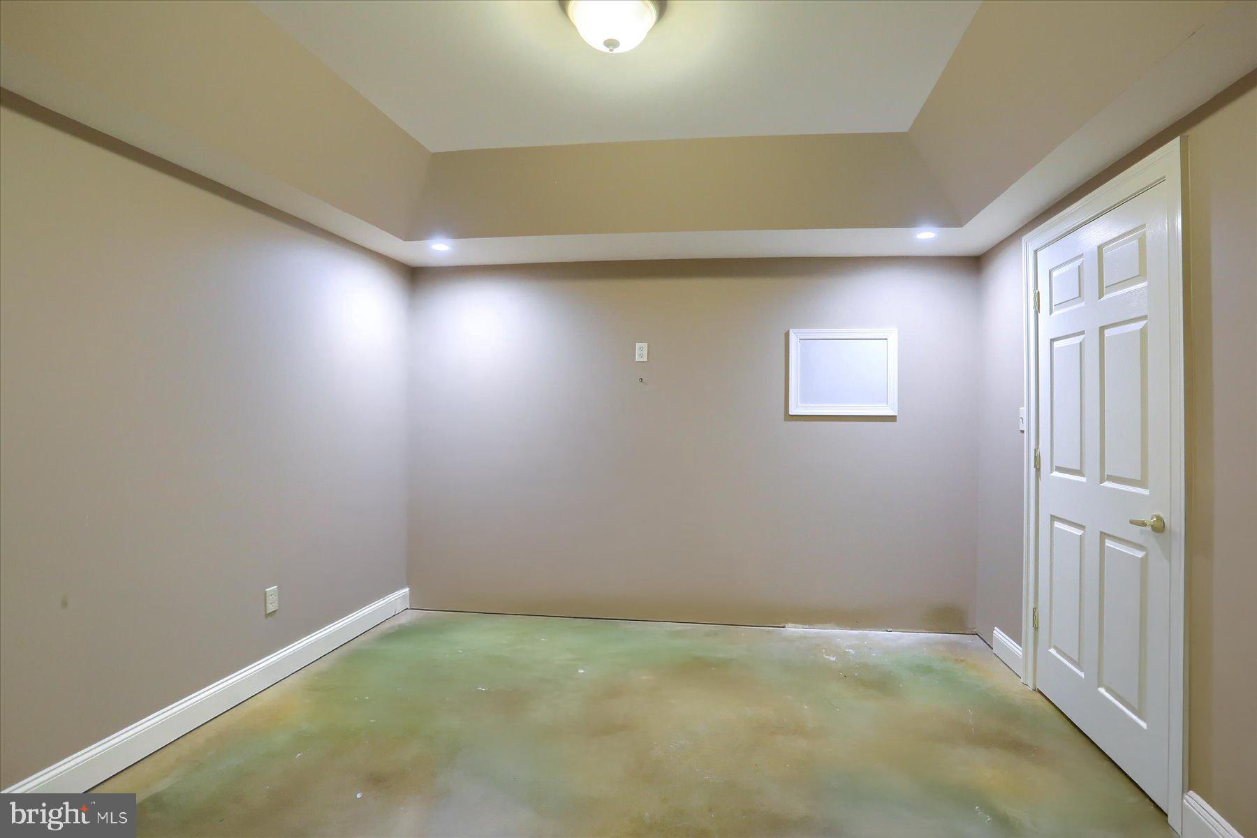 LANDIS CROSSING - Residential