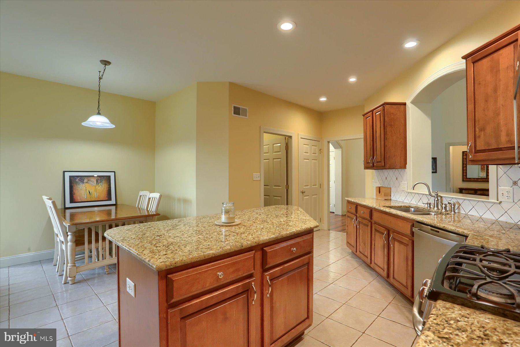 LANDIS CROSSING - Residential