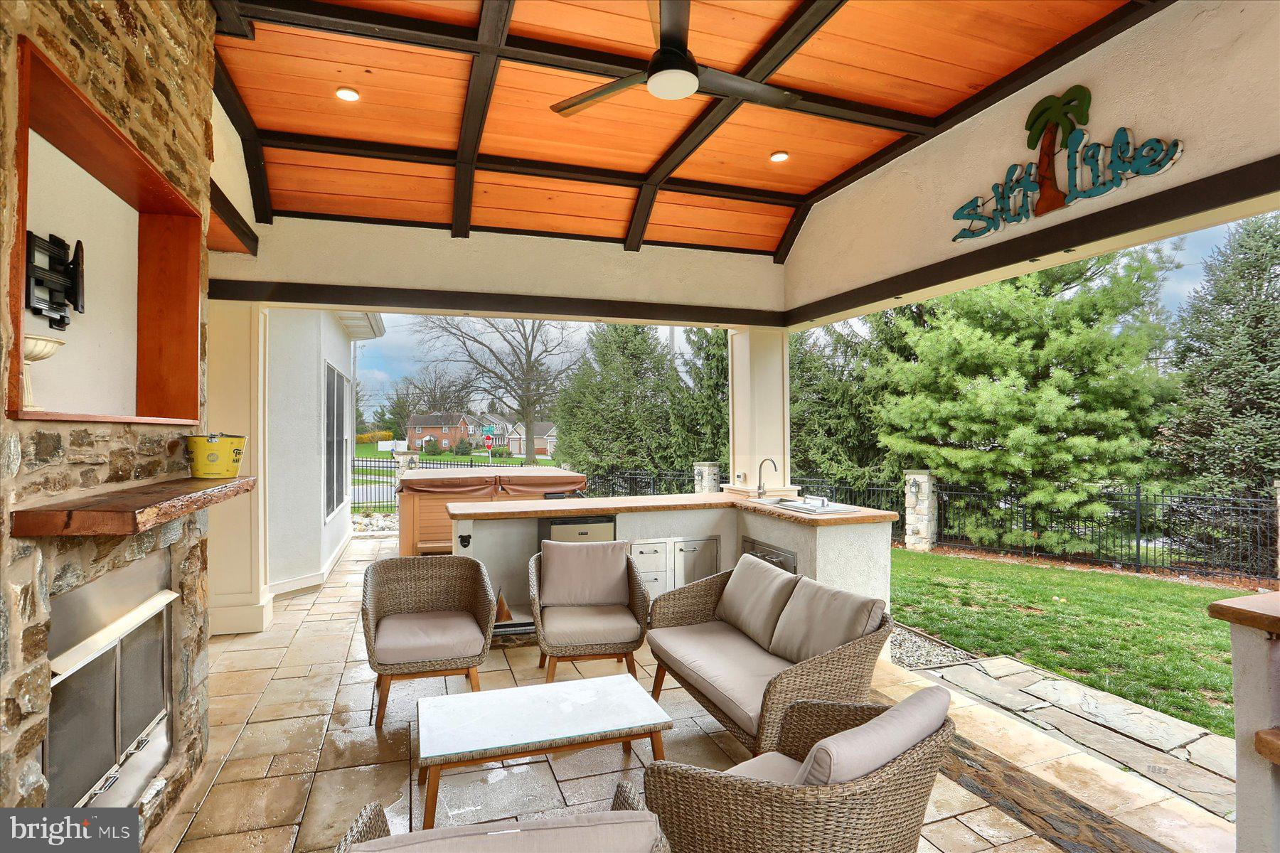 LANDIS CROSSING - Residential