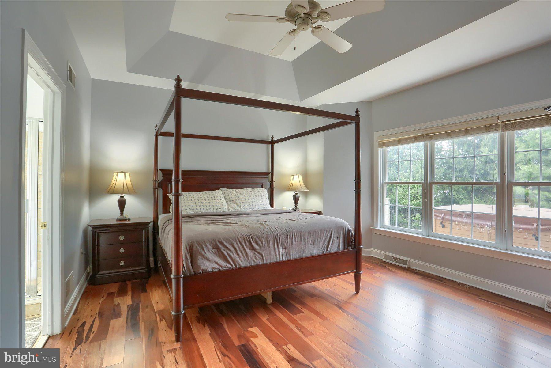 LANDIS CROSSING - Residential