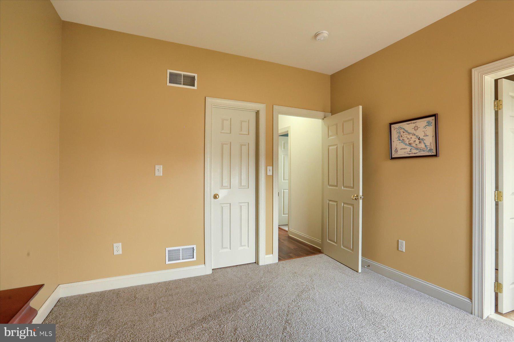 LANDIS CROSSING - Residential