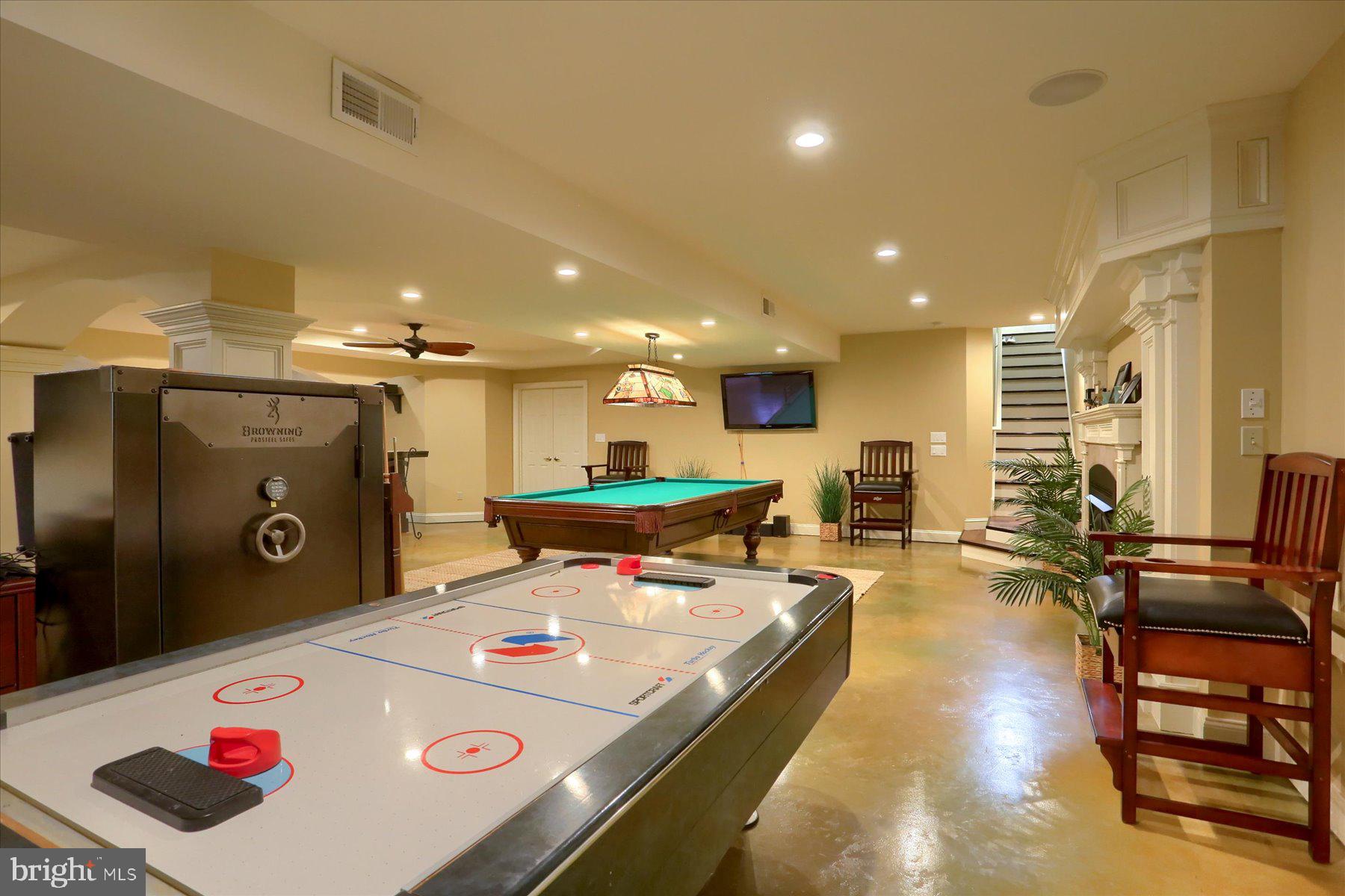 LANDIS CROSSING - Residential