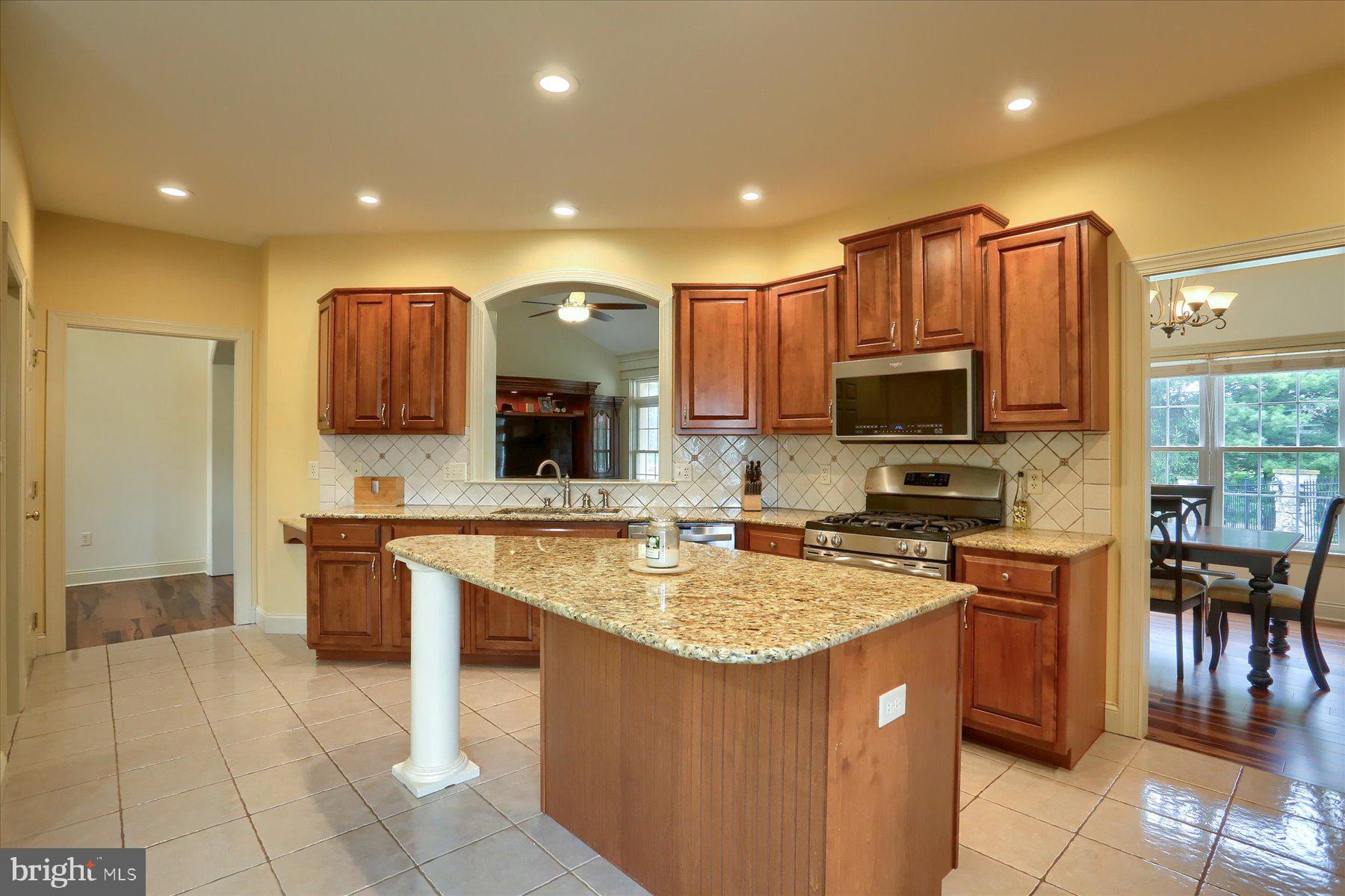 LANDIS CROSSING - Residential