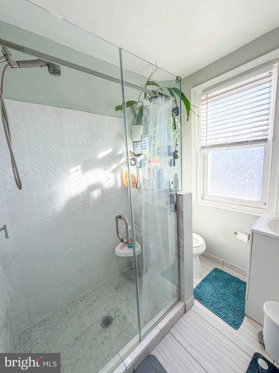 LAWNDALE - Residential