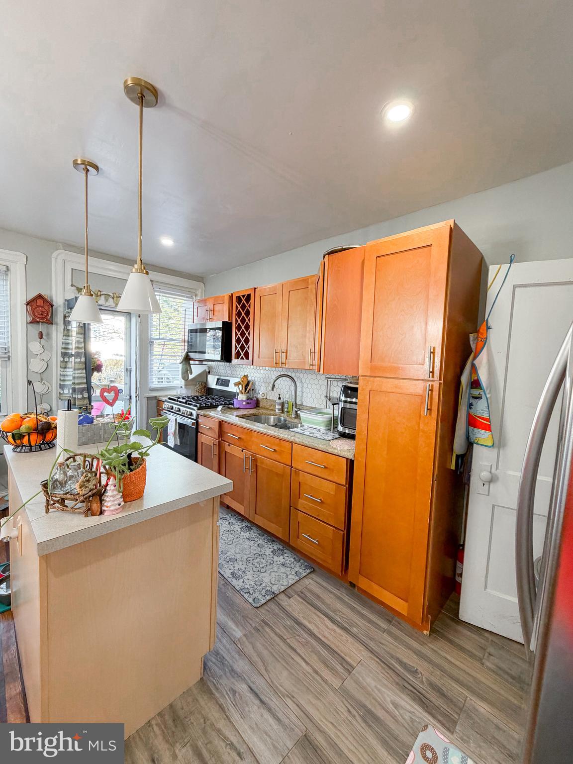 LAWNDALE - Residential