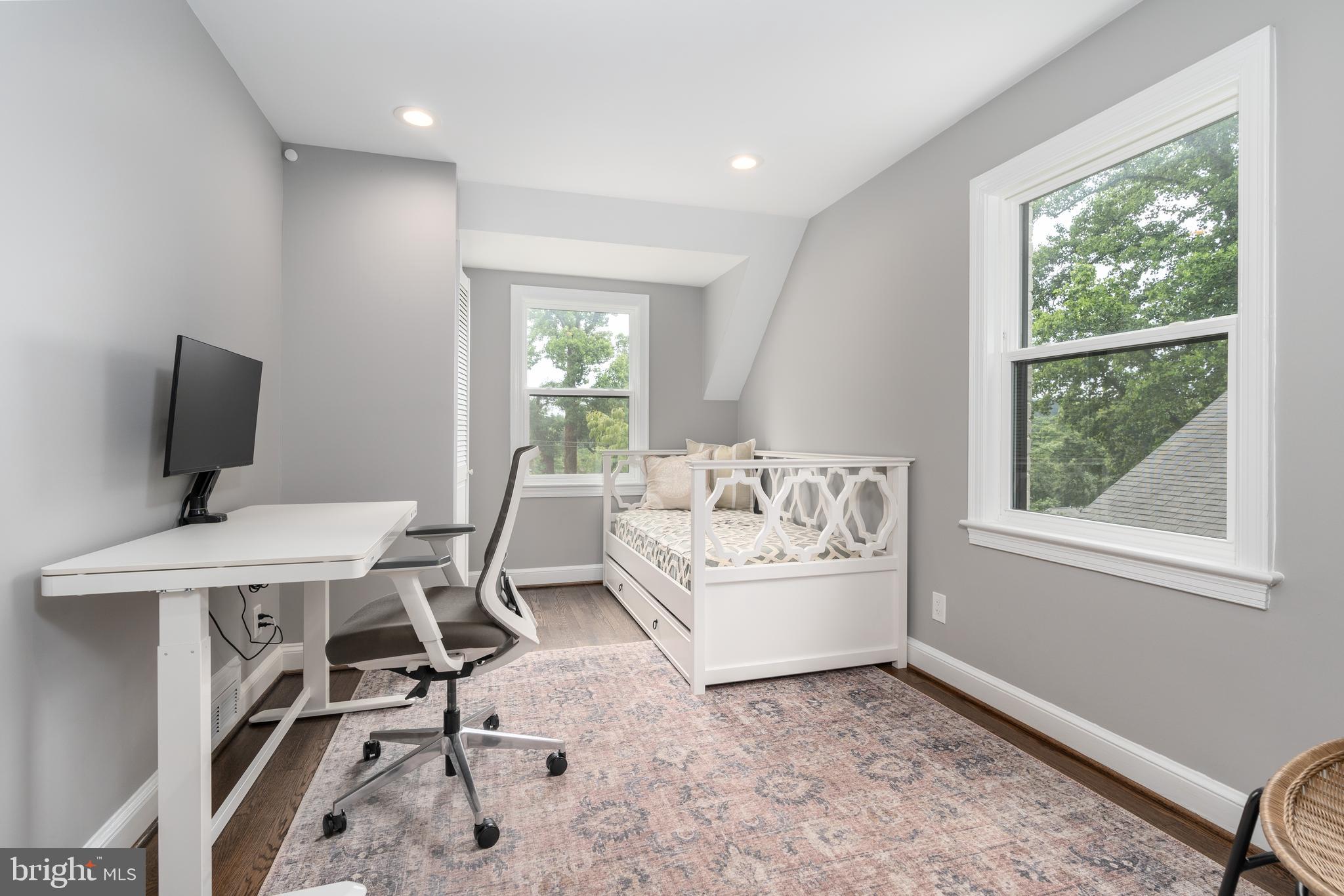 ROCK CREEK FOREST - Residential