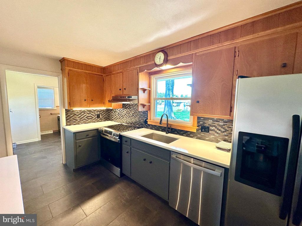 Photo of 52 Sunset Avenue, MANHEIM, PA 17545 (MLS # PALA2070034)