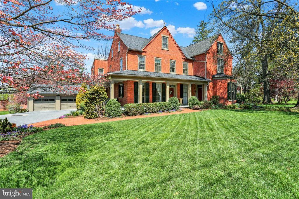 Photo of 1749 Old Philadelphia Pike, LANCASTER, PA 17602 (MLS # PALA2068242)