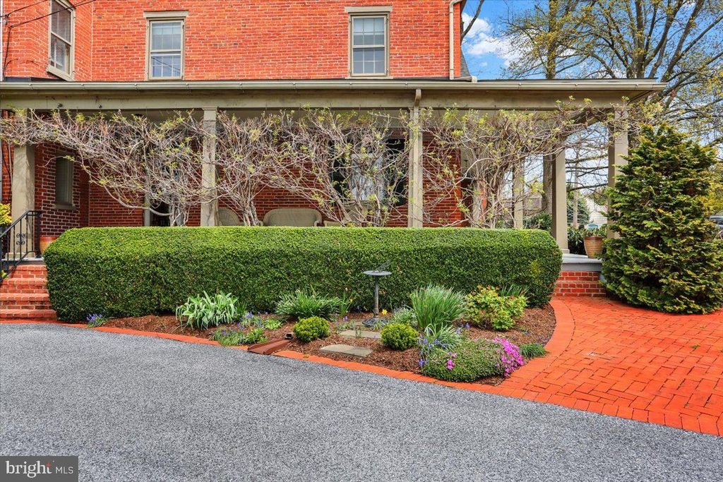 Photo of 1749 Old Philadelphia Pike, LANCASTER, PA 17602 (MLS # PALA2068242)