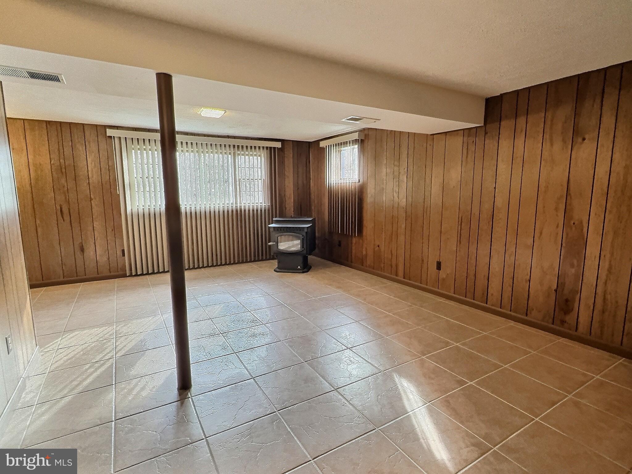 NORTH INDIAN HEAD ESTATES - Residential