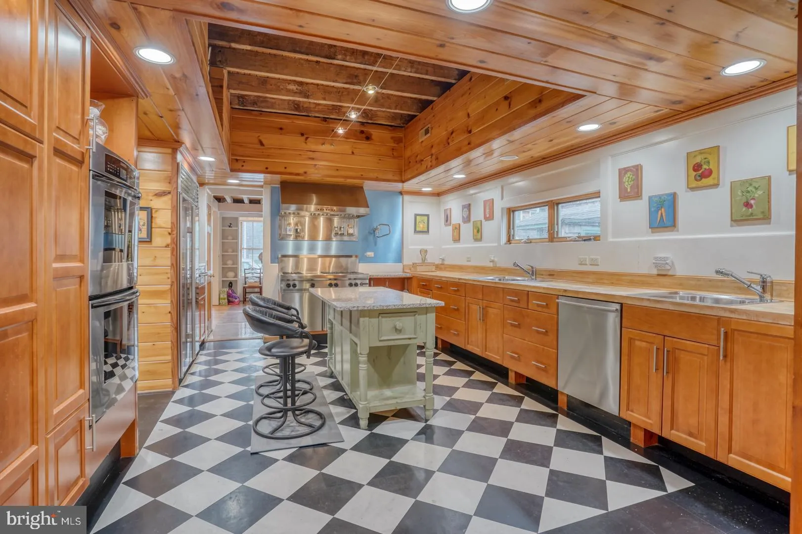 Lewes, Delaware 19958, United States, 4 Bedrooms Bedrooms, ,6 BathroomsBathrooms,Residential,Contingent,111306