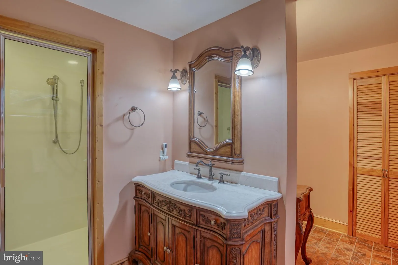 Lewes, Delaware 19958, United States, 4 Bedrooms Bedrooms, ,6 BathroomsBathrooms,Residential,Contingent,111306