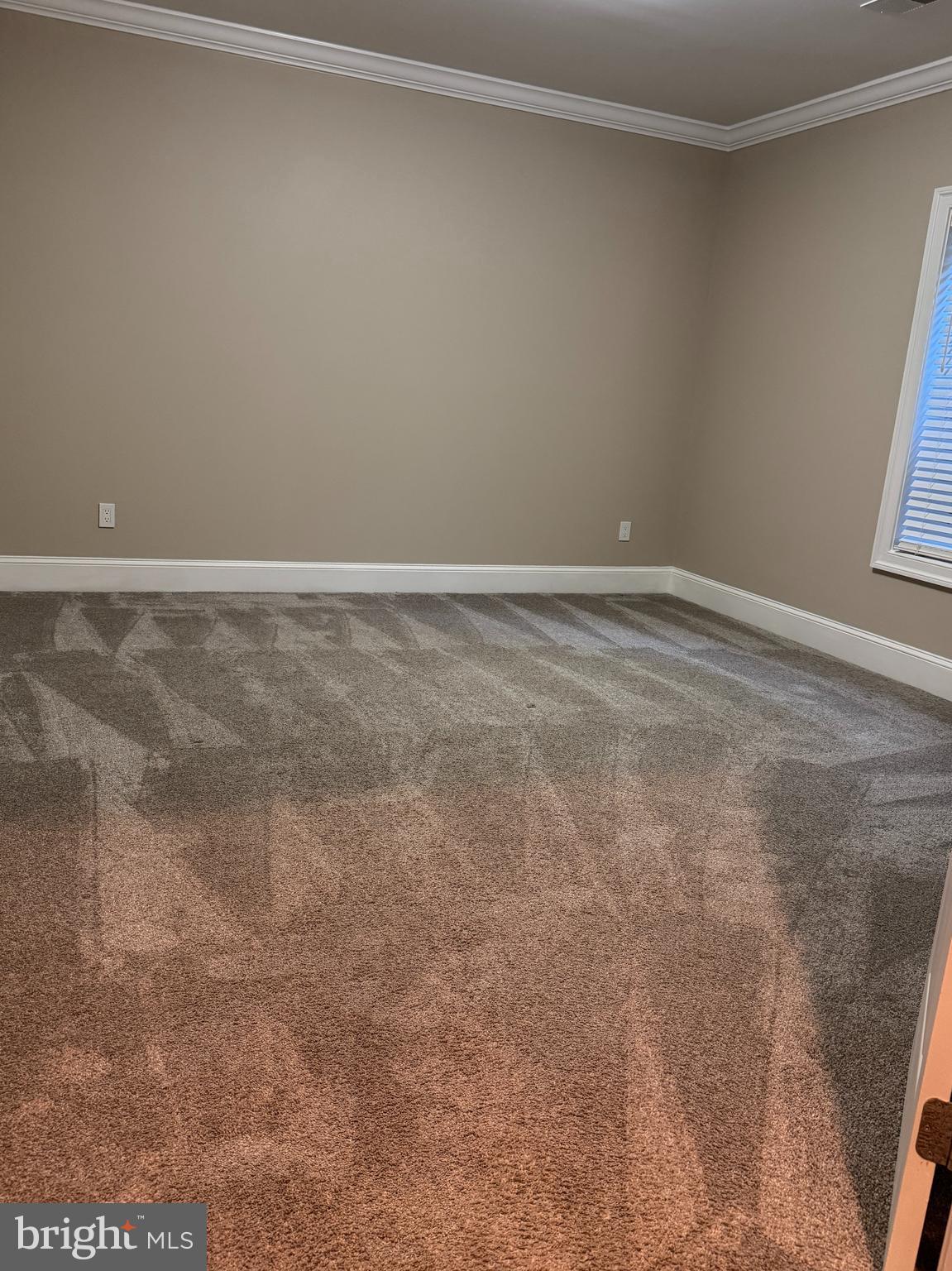 HOLMES RUN HEIGHTS - Residential Lease