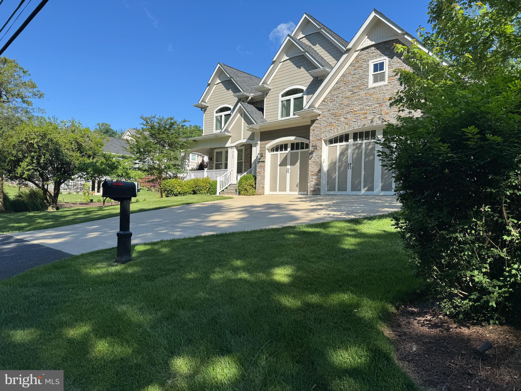 HOLMES RUN HEIGHTS - Residential Lease