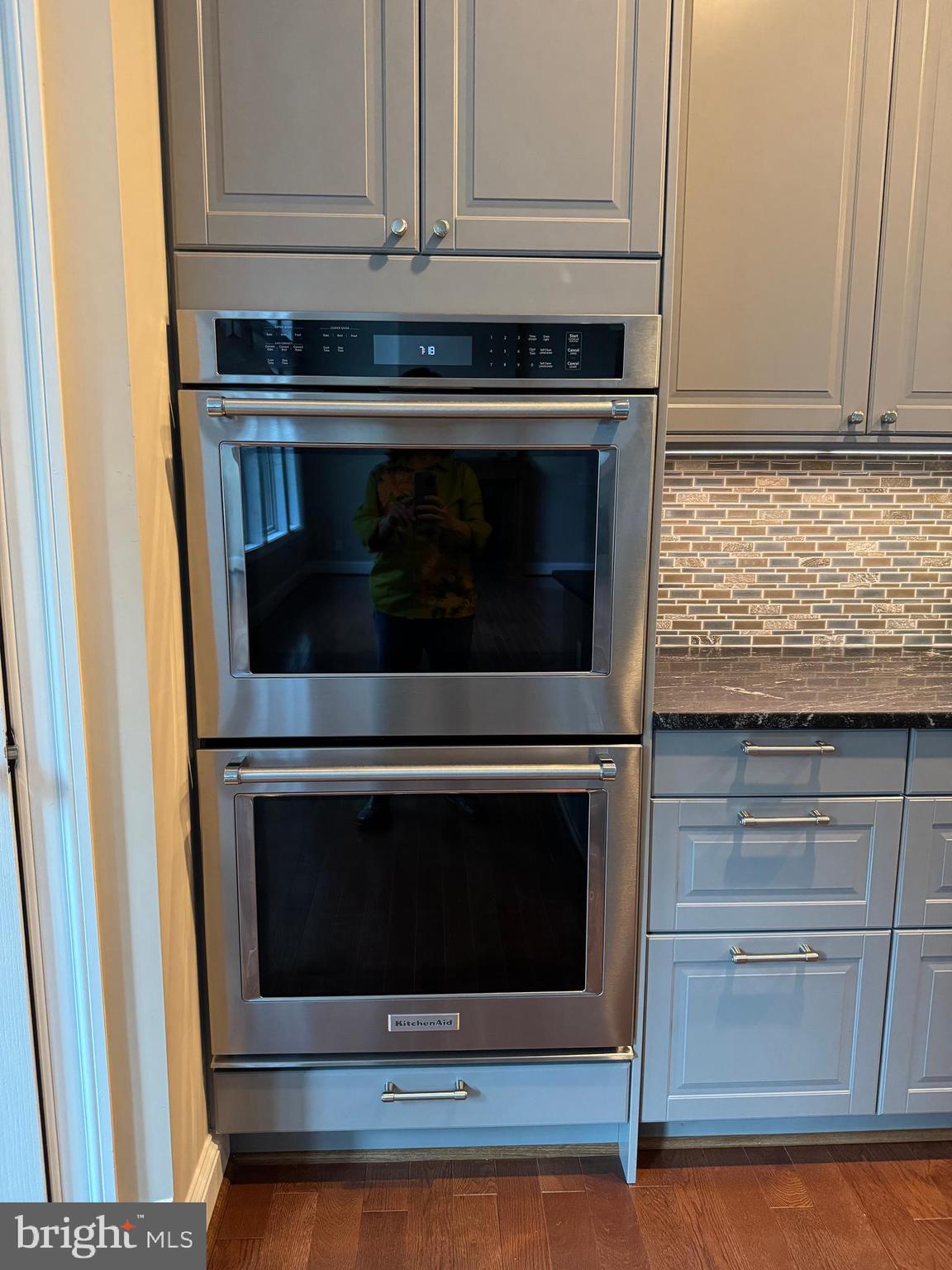 HOLMES RUN HEIGHTS - Residential Lease