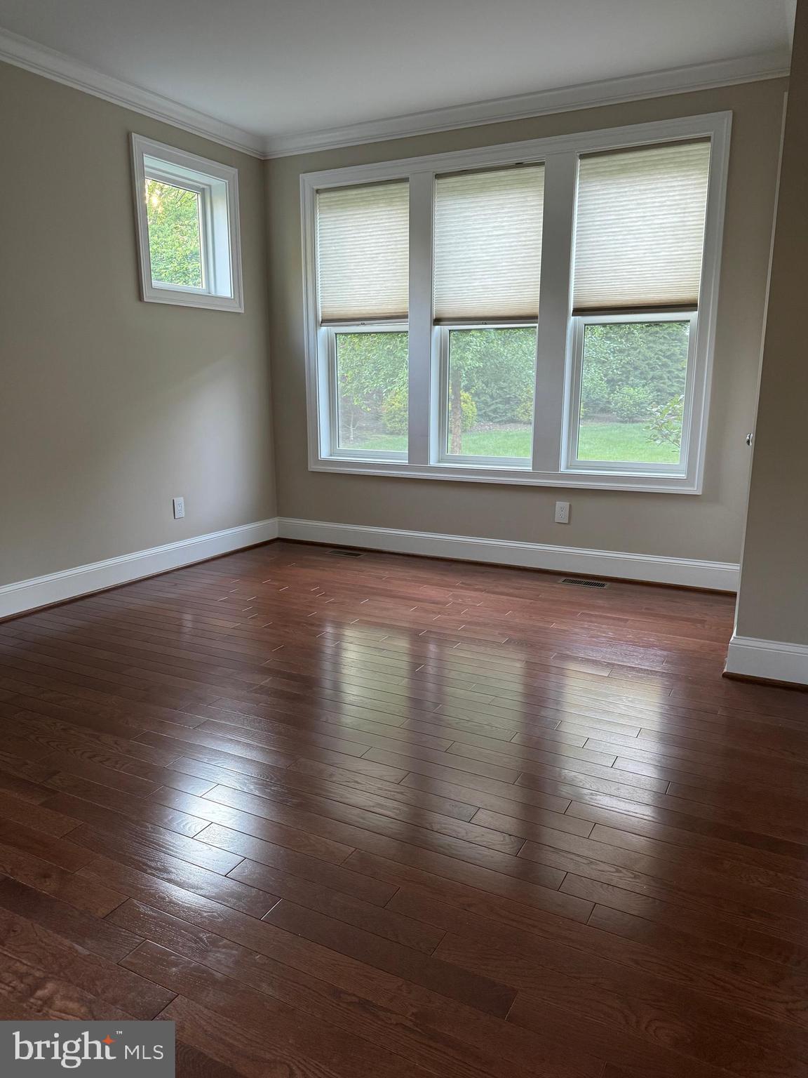 HOLMES RUN HEIGHTS - Residential Lease