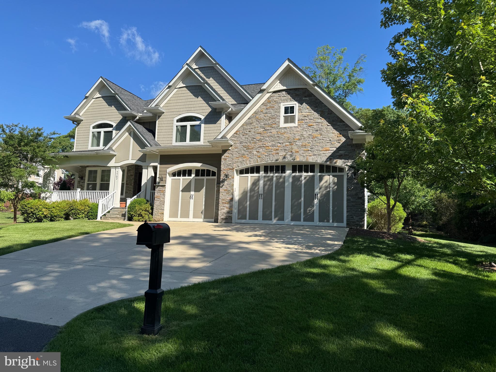 HOLMES RUN HEIGHTS - Residential Lease