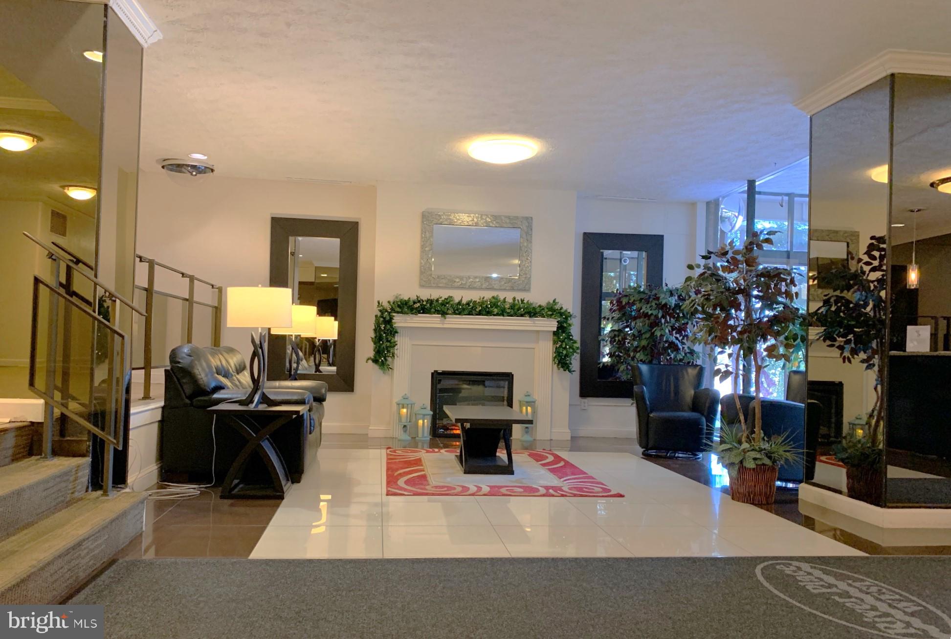 1111 ARLINGTON BOULEVARD 907