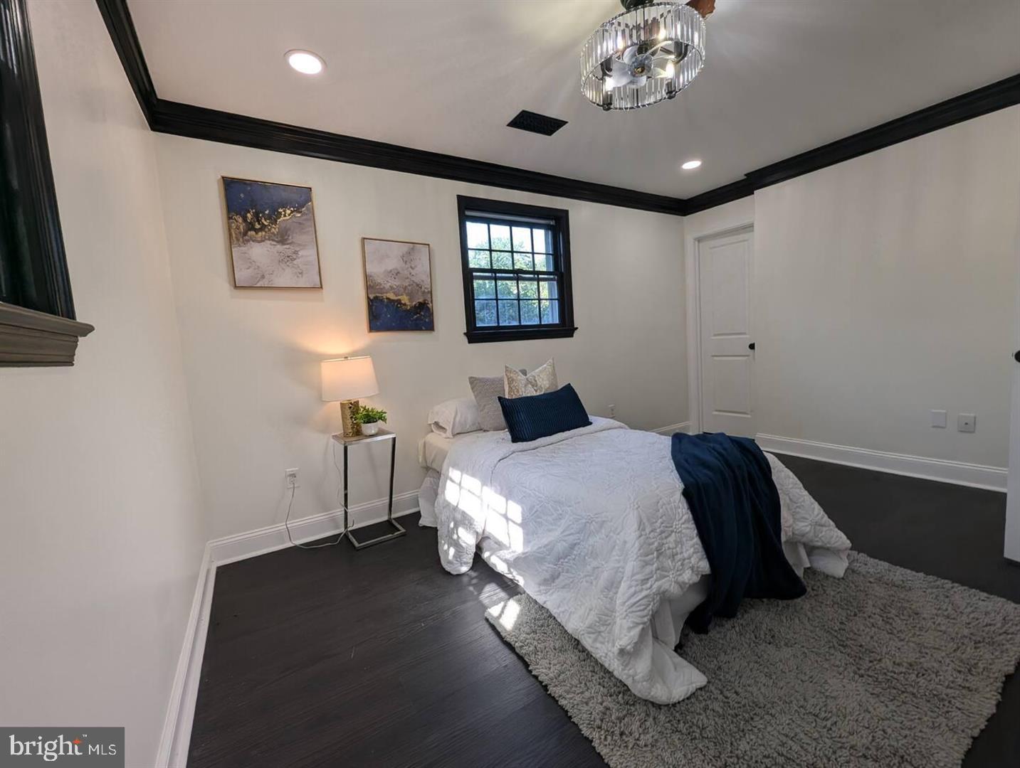 STRATFORD LANDING - Residential Lease