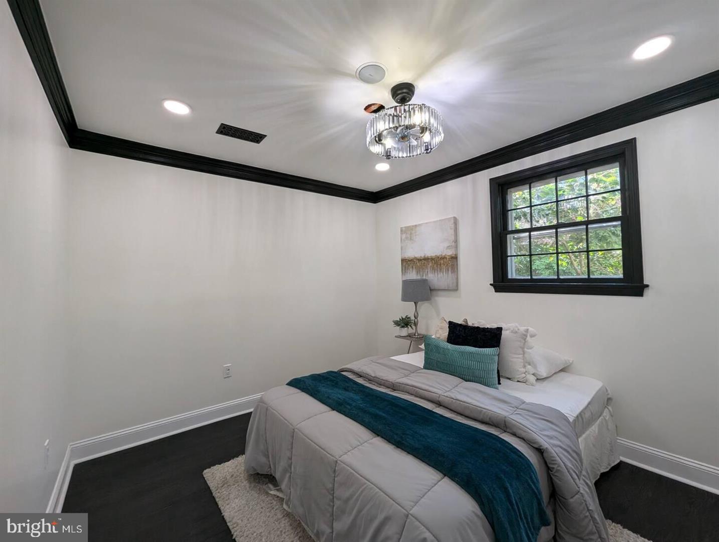 STRATFORD LANDING - Residential Lease